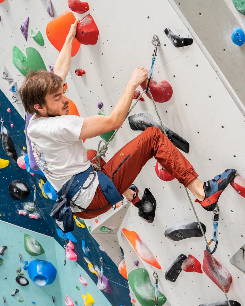 Sports Page Article Card Climbing