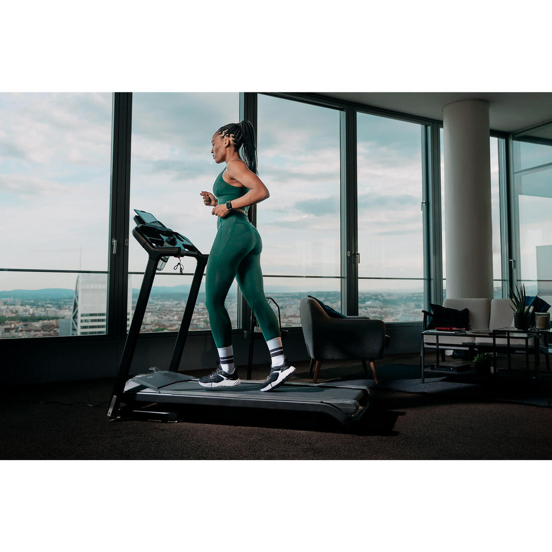 TAPIS DE COURSE CONNECTE RUN500 pliage compact 10 inclinaison motorisée DOMYOS Decathlon
