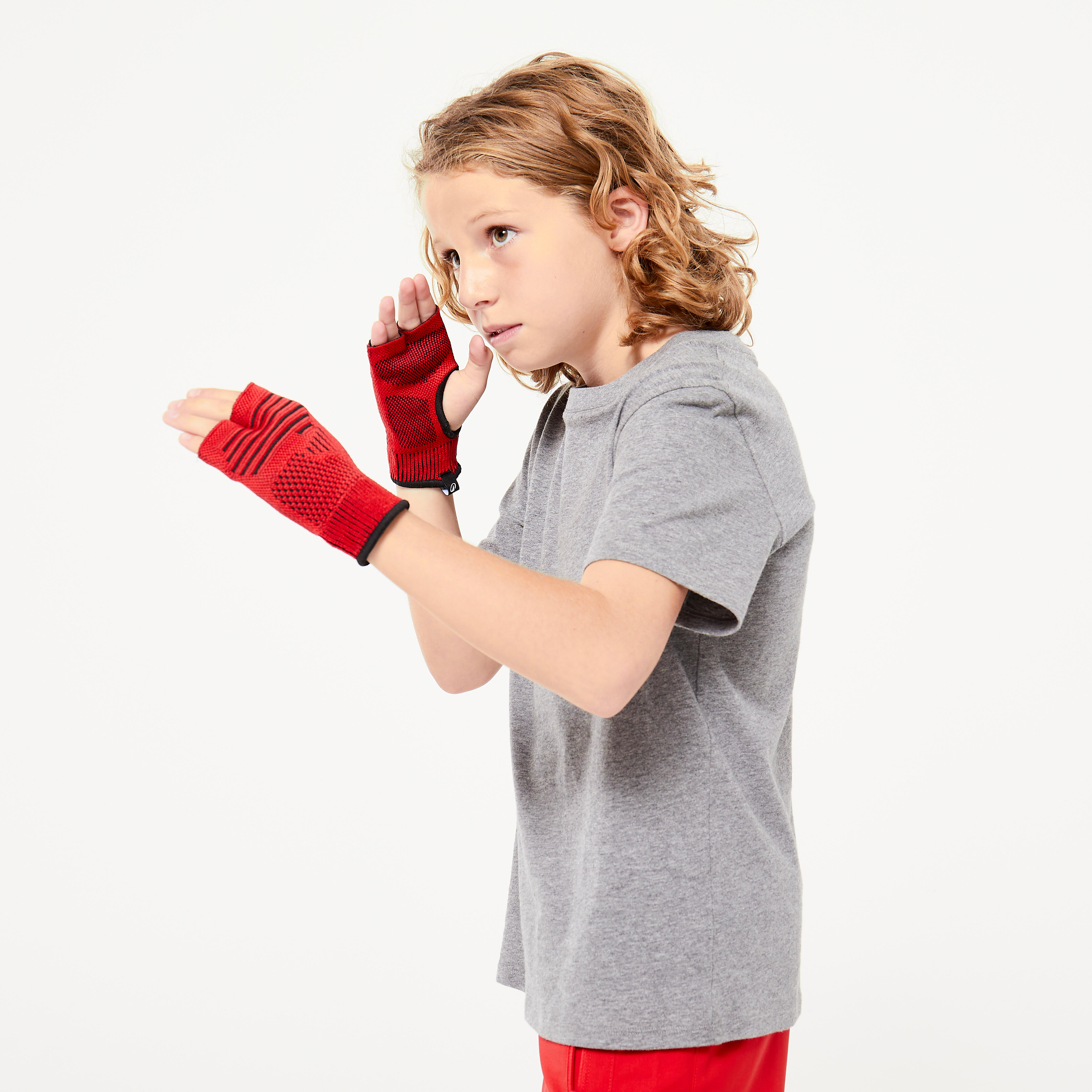 DOMYOS Detské boxerské spodné rukavice červené Unique size · záber 6