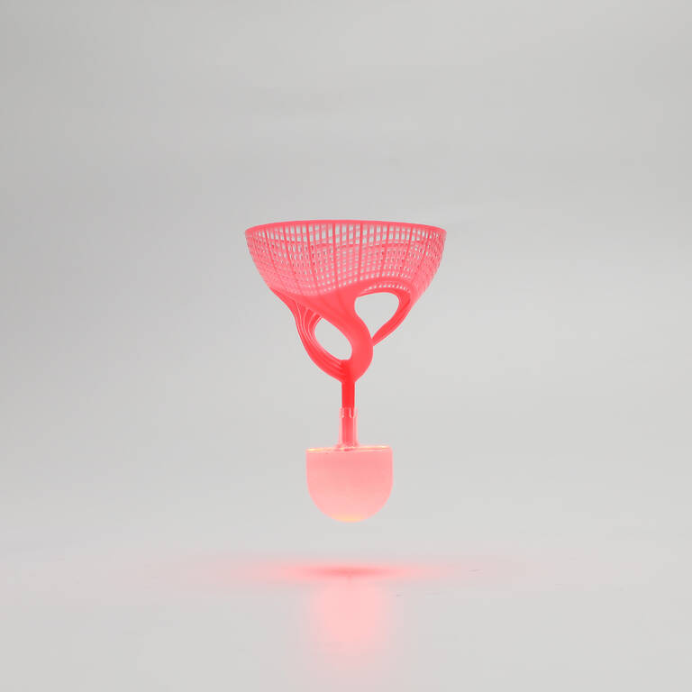 Kok Badminton Outdoor dengan lampu Feenixx 530 Nite