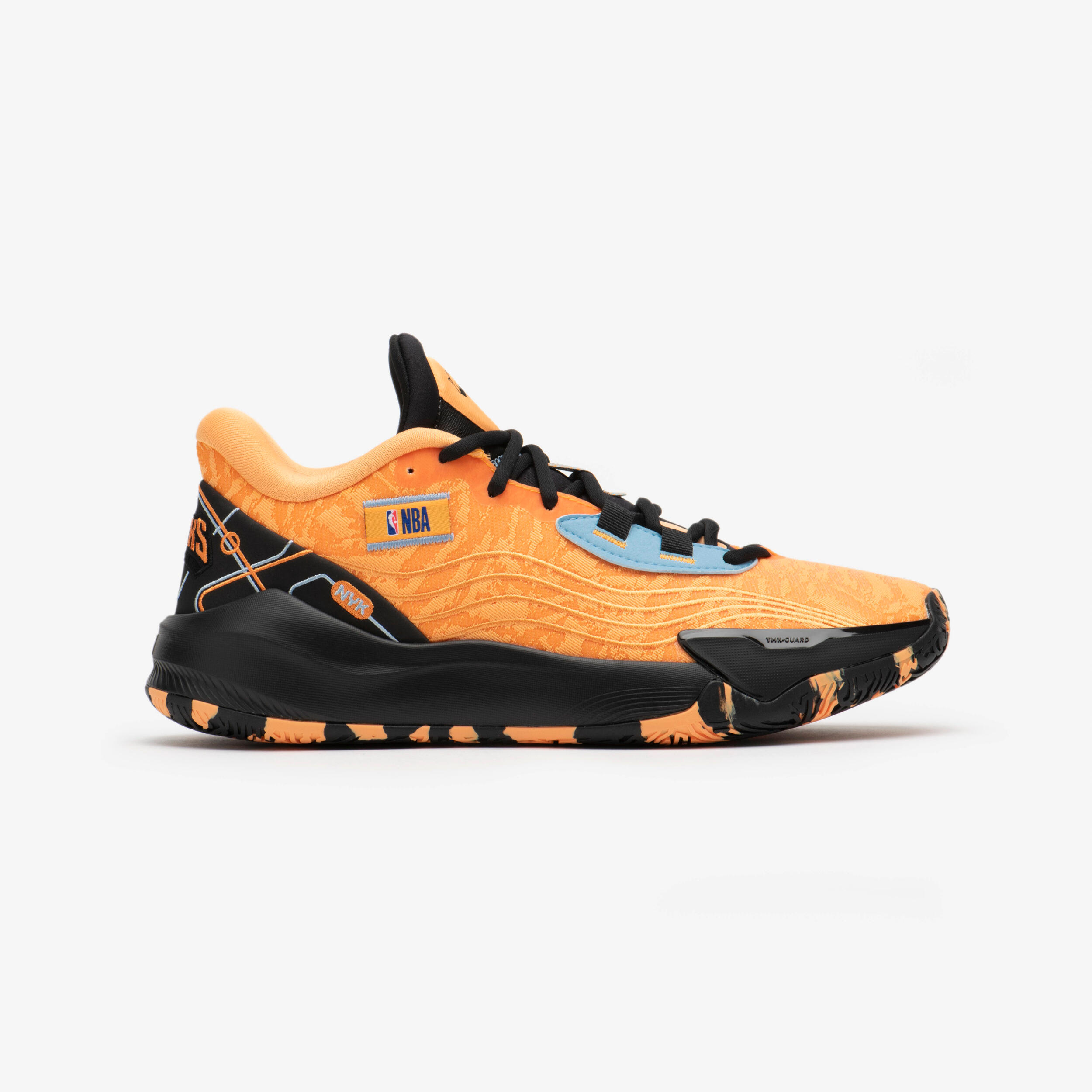 mens orange and black basketball shoes