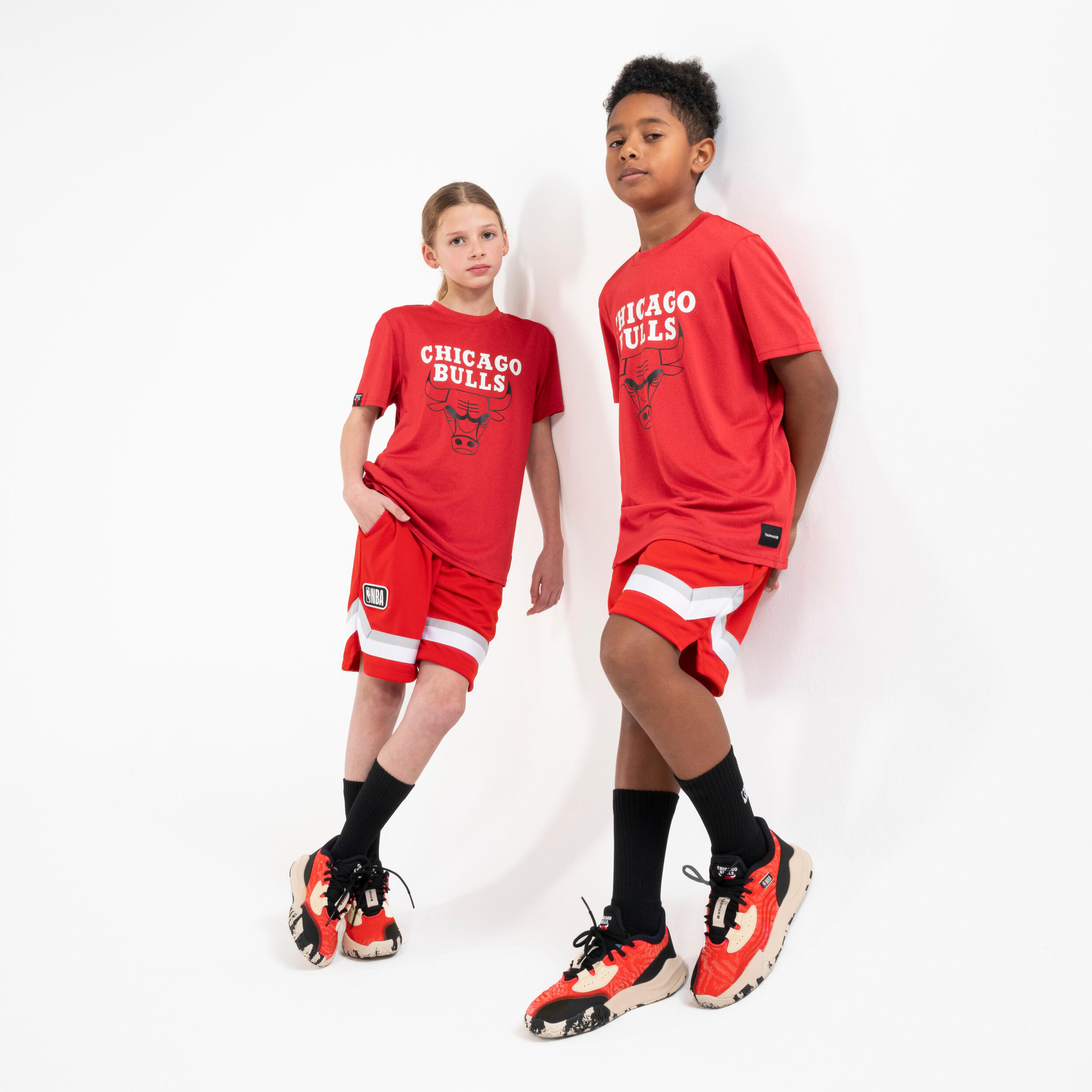 Kids' Basketball Shorts SH 900 NBA Chicago Bulls - Red 2/6