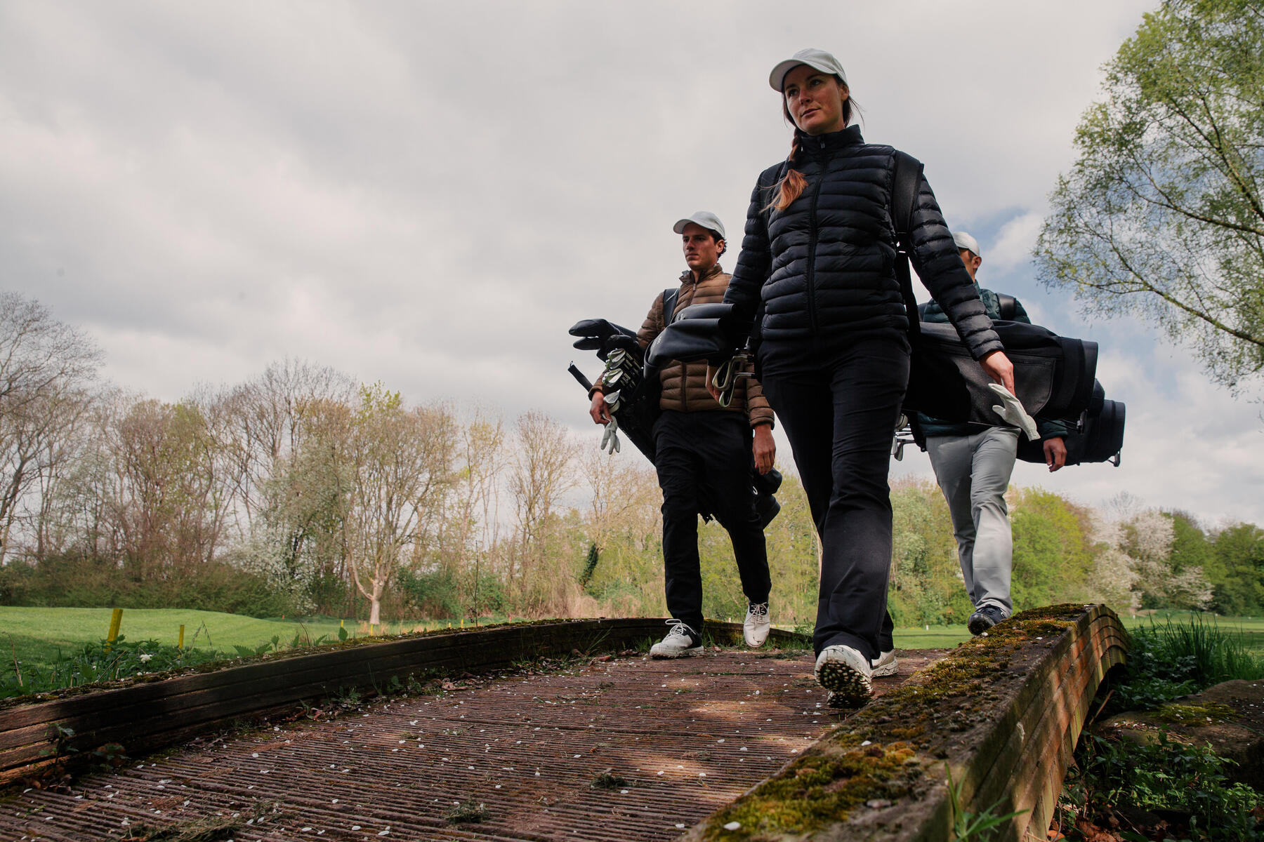 Comment choisir sa tenue de golf pour la pluie ?