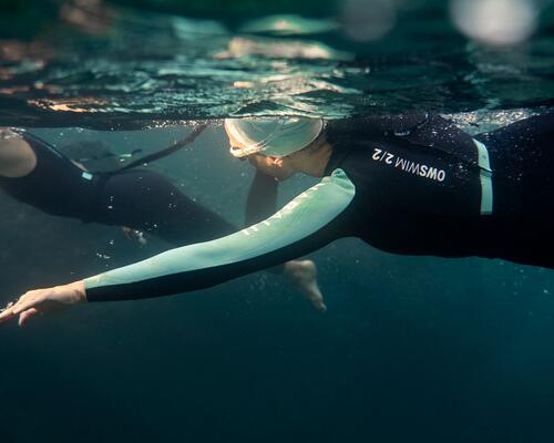 Den richtigen Neoprenanzug für das Freiwasserschwimmen auswählen