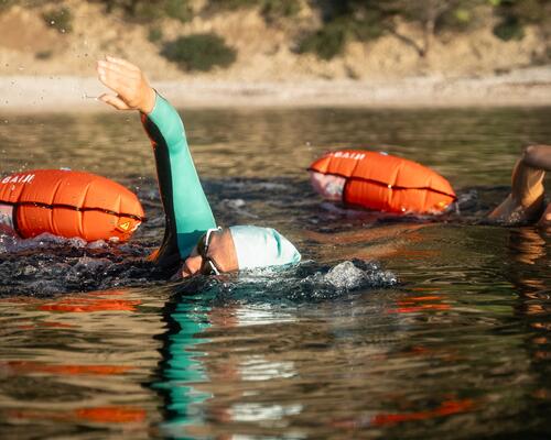 De basisregels om veilig te zwemmen in open water