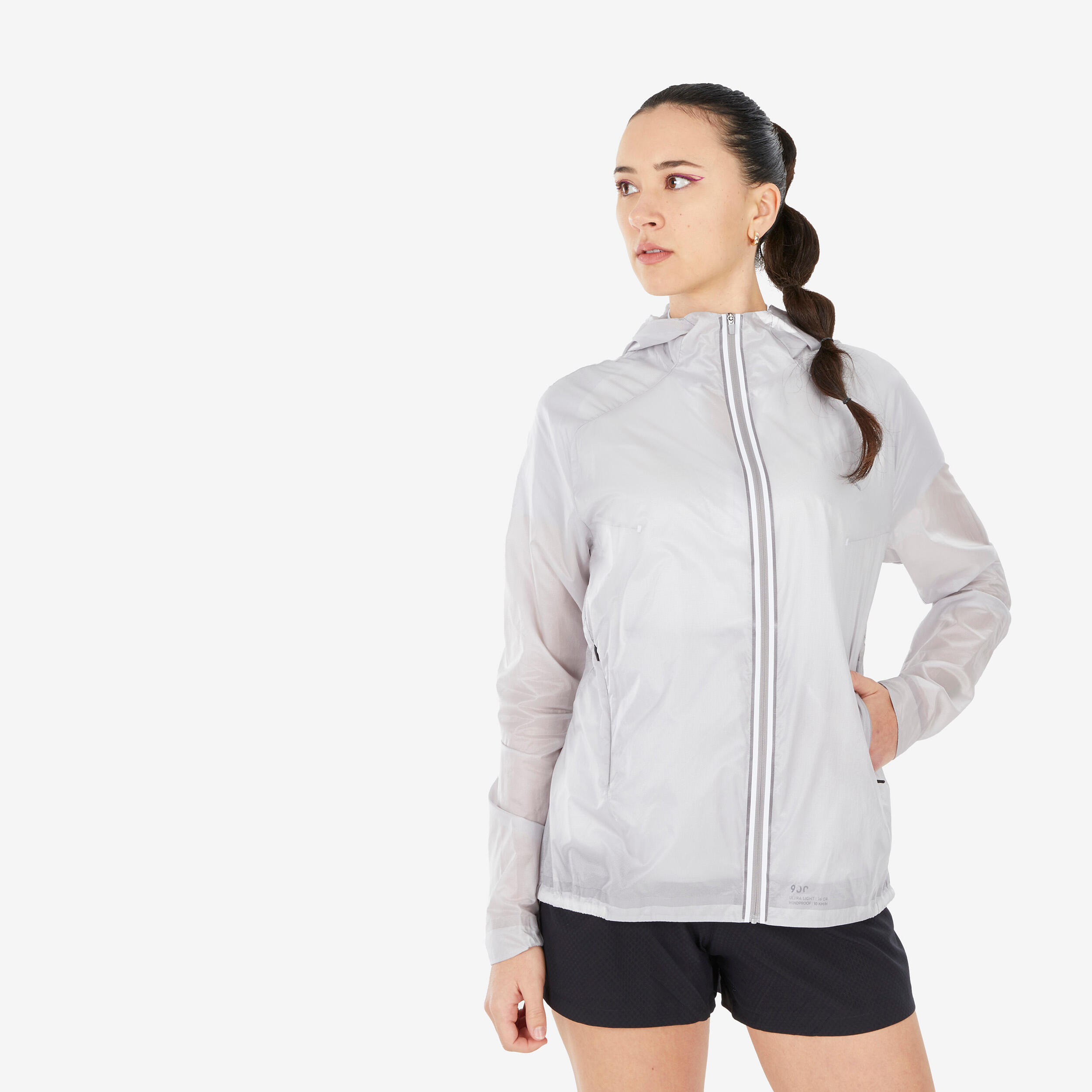 QUECHUA Chaqueta cortavientos de montaña y trekking ligera Mujer Quechua MH900