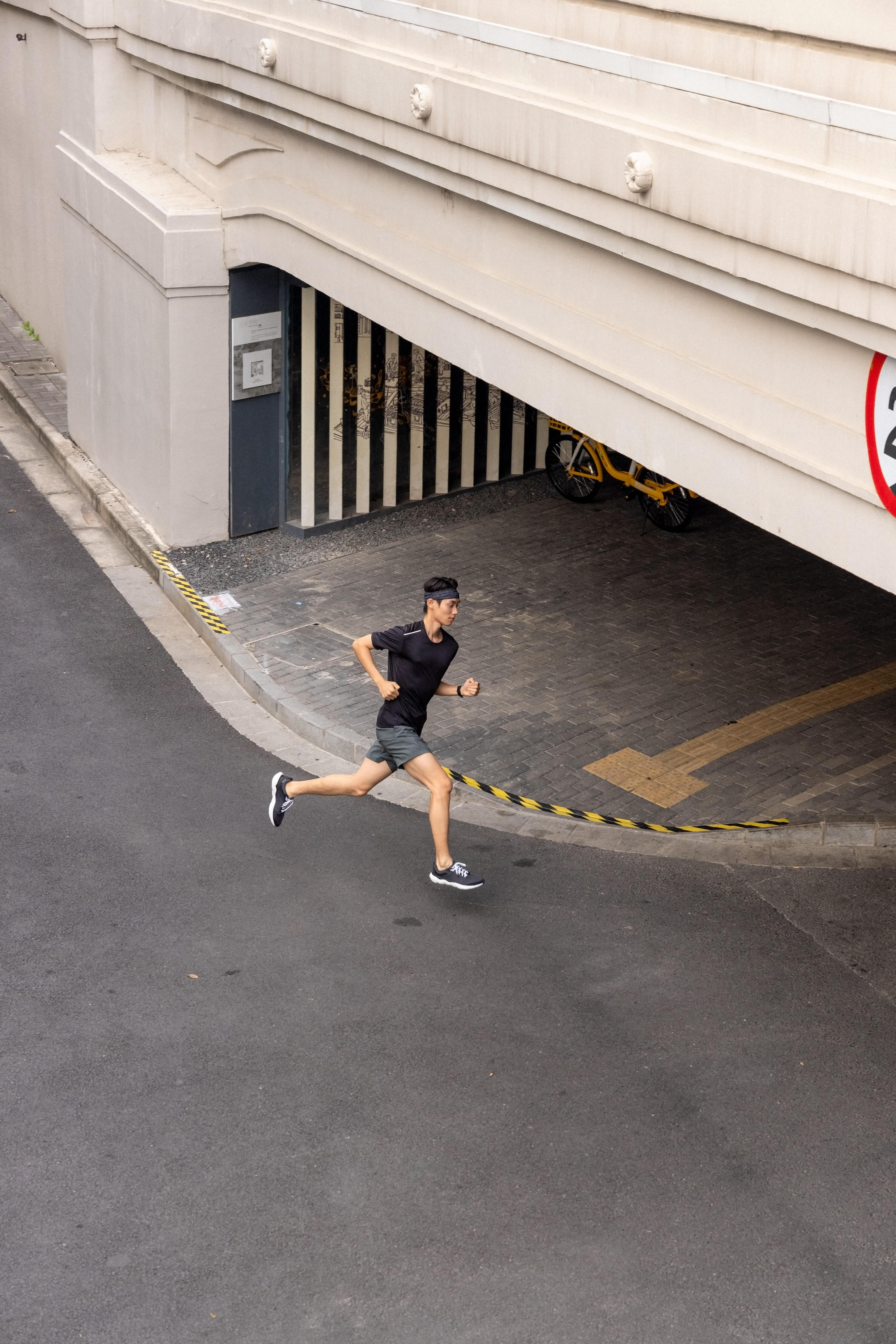 Kiprun Men's Run 500 Breathable Dry+ Running Shorts