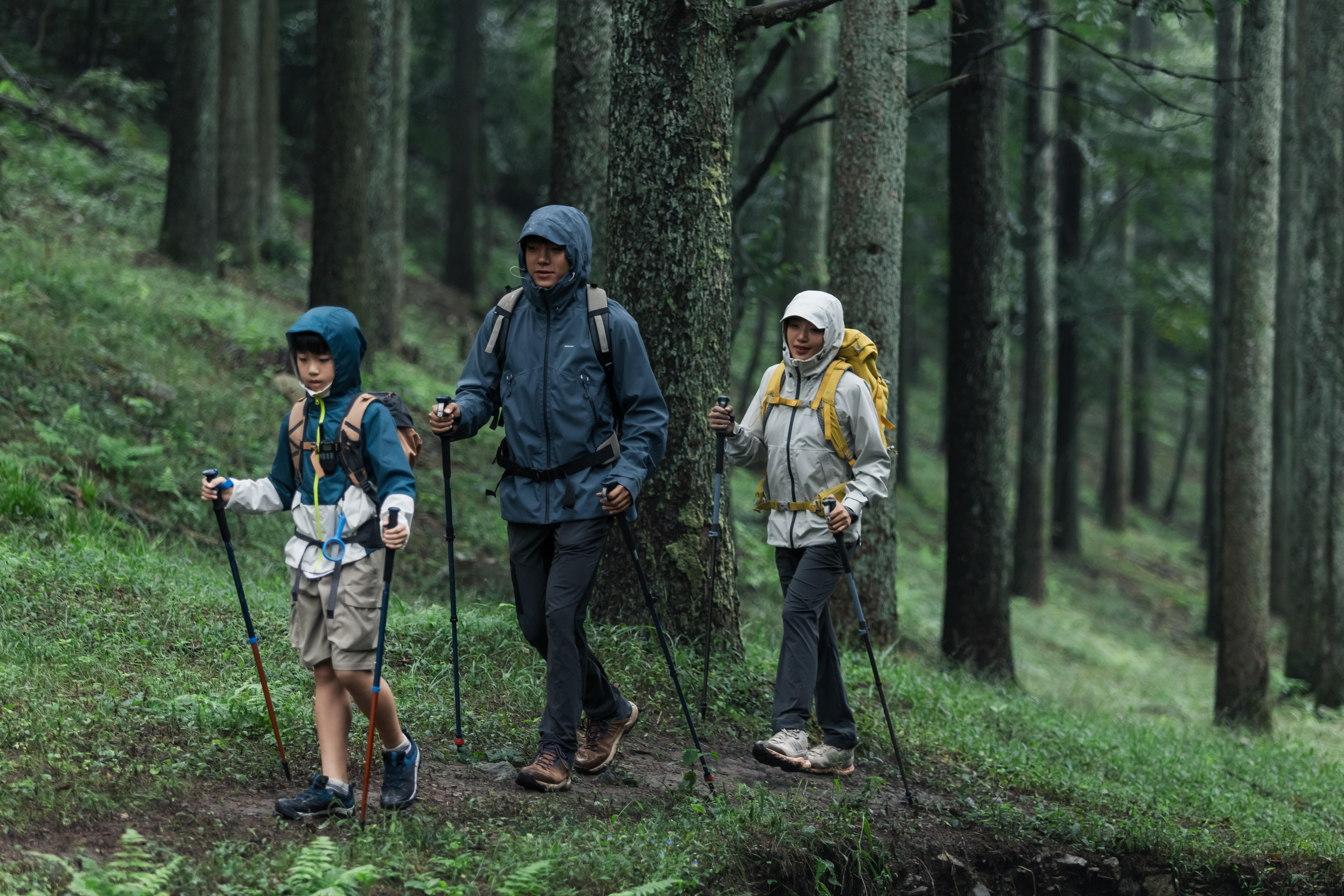 Abbigliamento per hotsell camminare decathlon