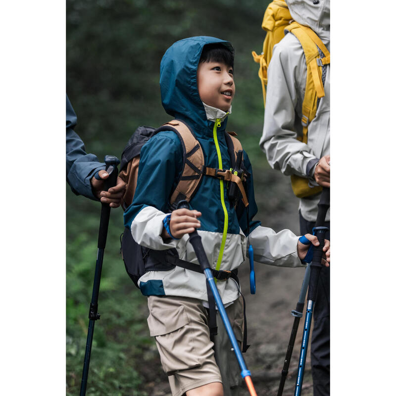 7-15 歲兒童防水登山健行外套－藍綠色及米色