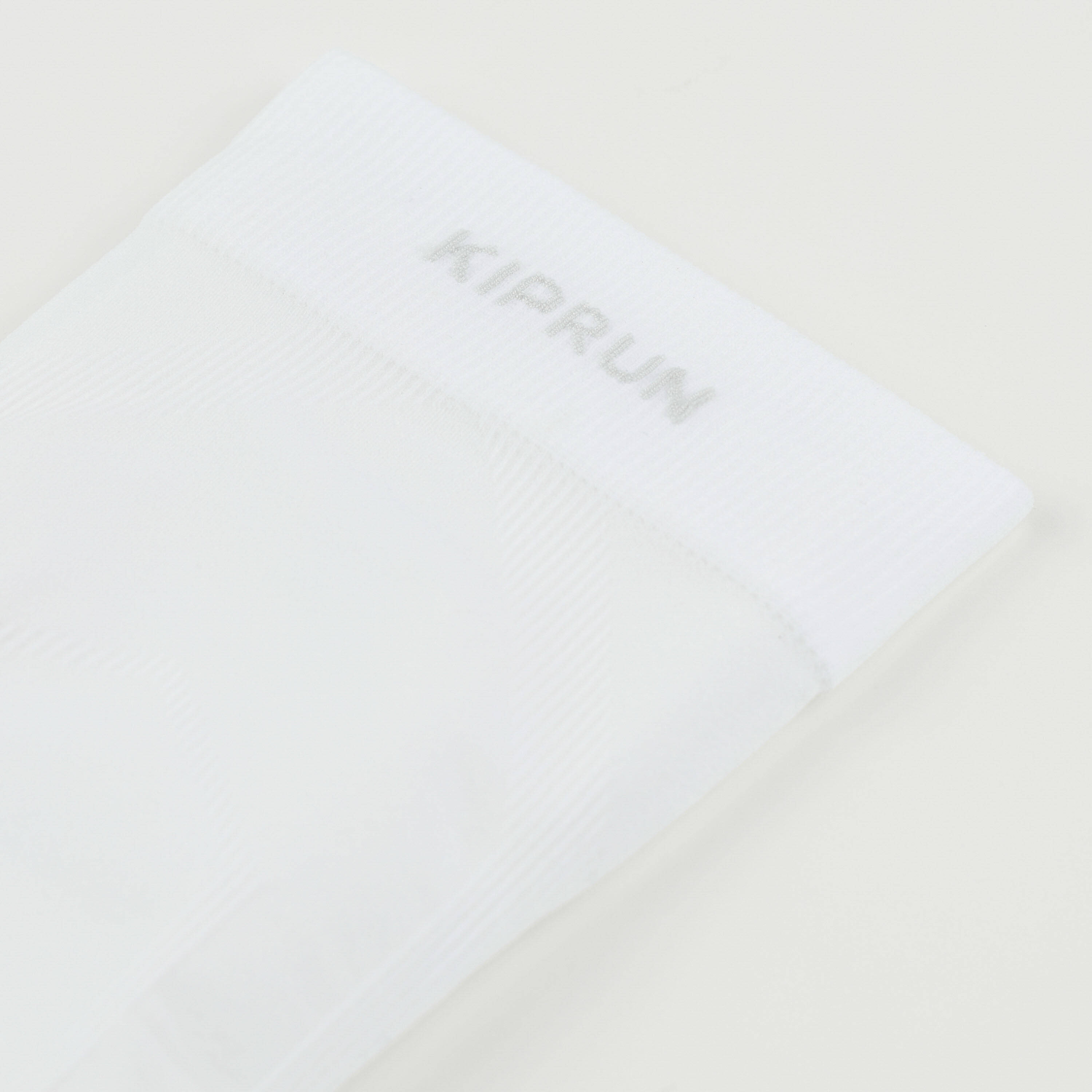 Uv arm and hand cover running white -  5