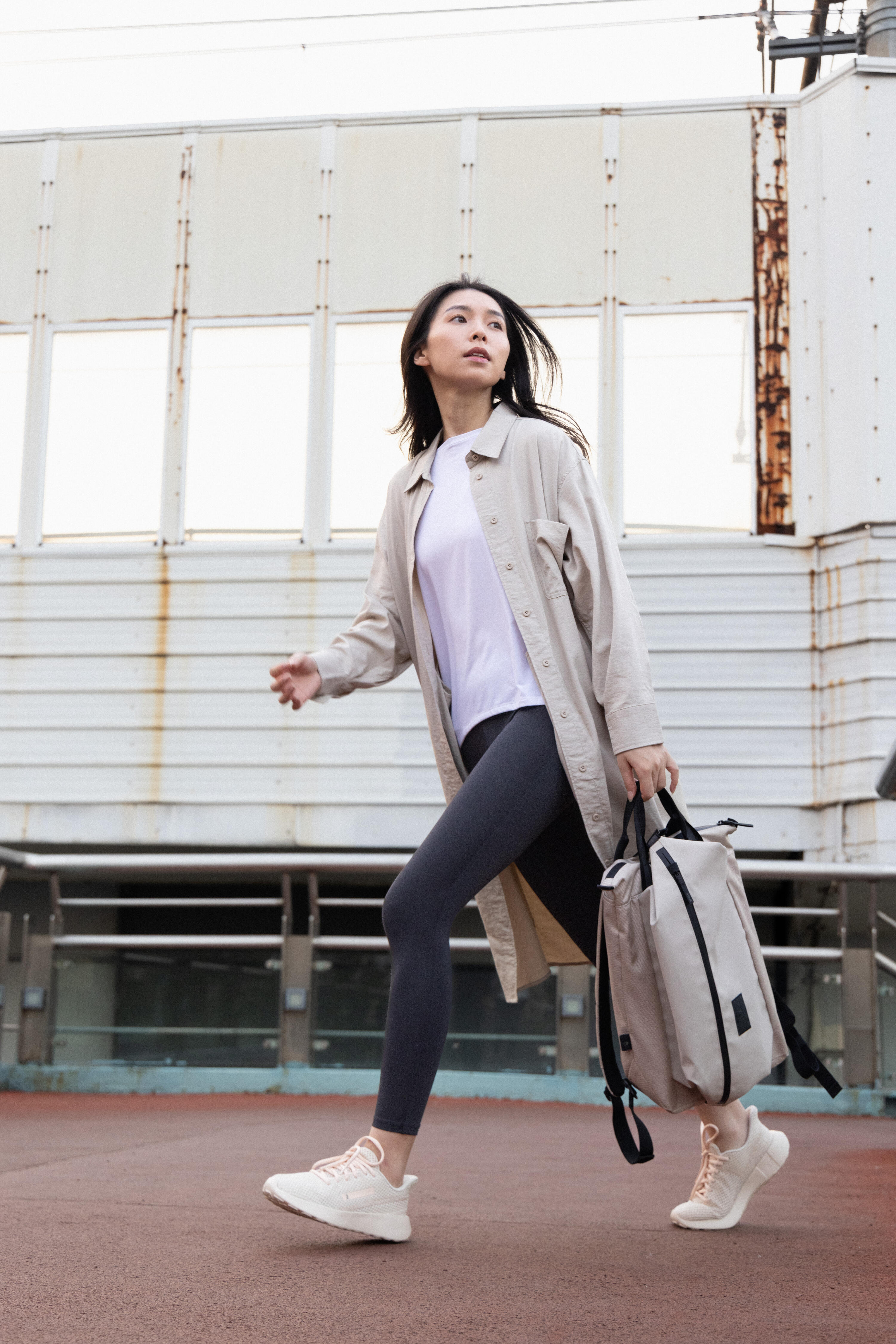 MOCHILA DE CAMINHADA ACTIV MBLTY SHIBUYA 17 L BEGE 12/14