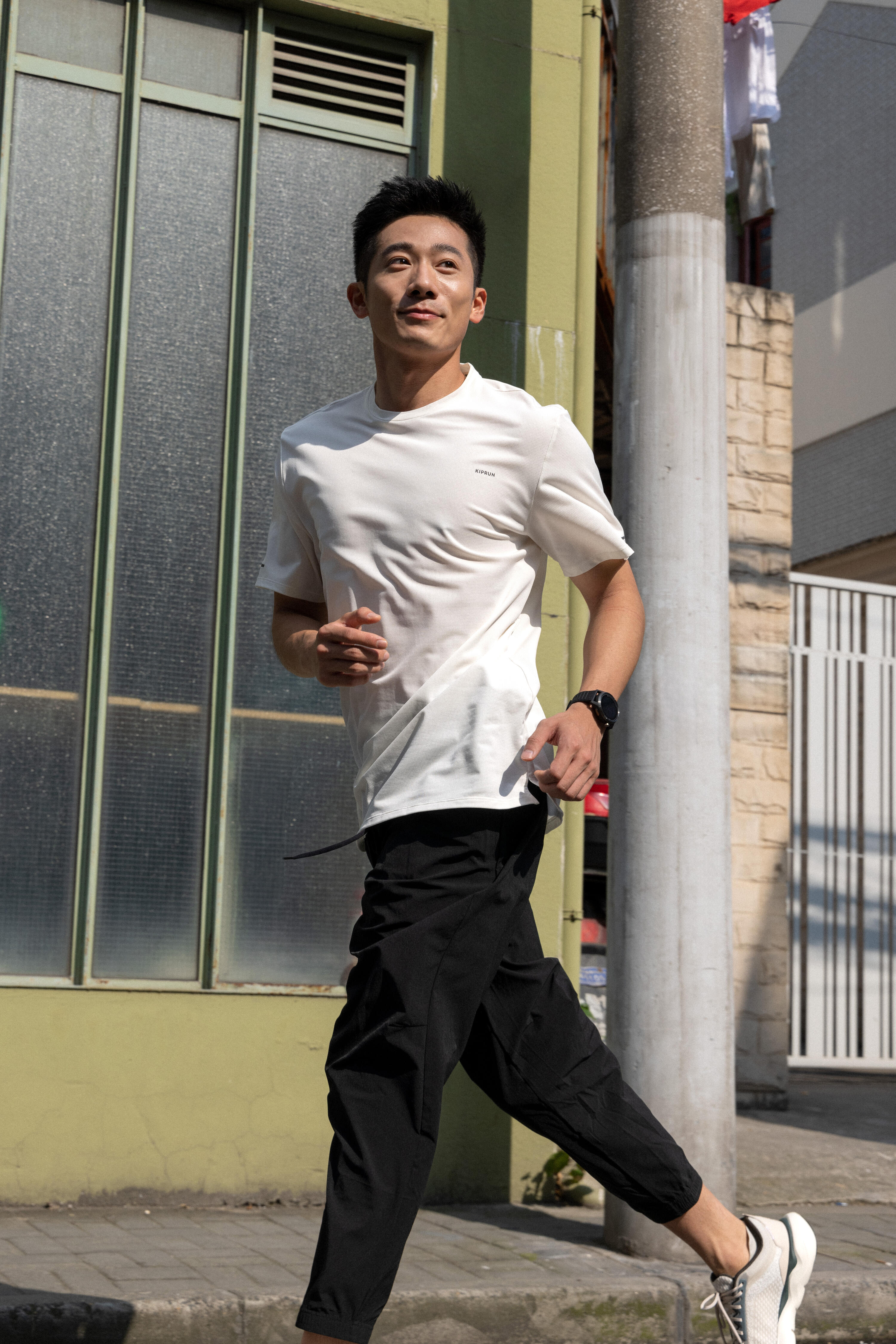 T-shirt de course respirant homme, 500 Dry 6/9