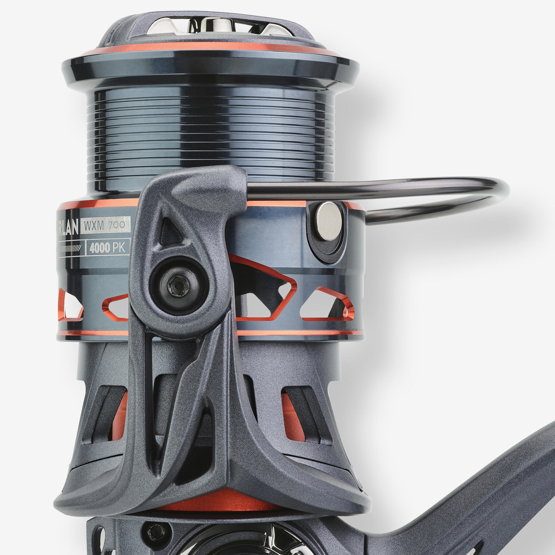 Carrete Pesca Señuelos Lucio WXM 700 4000 PK 8/12