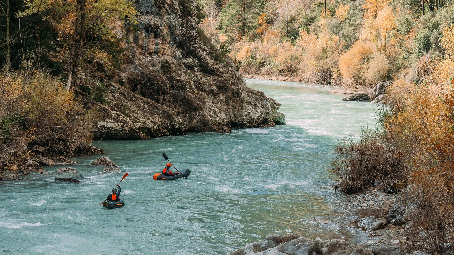STAND UP PADDLE – DESCOPERĂ SPORTUL VERII!