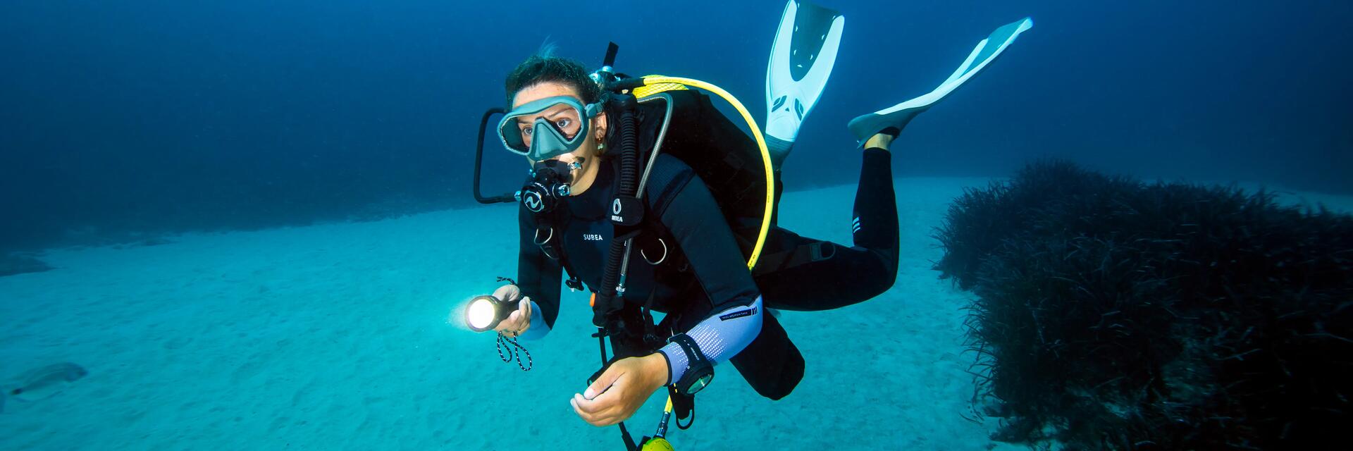 Lexique de la plongée, snorkeling (randonnée palmée)