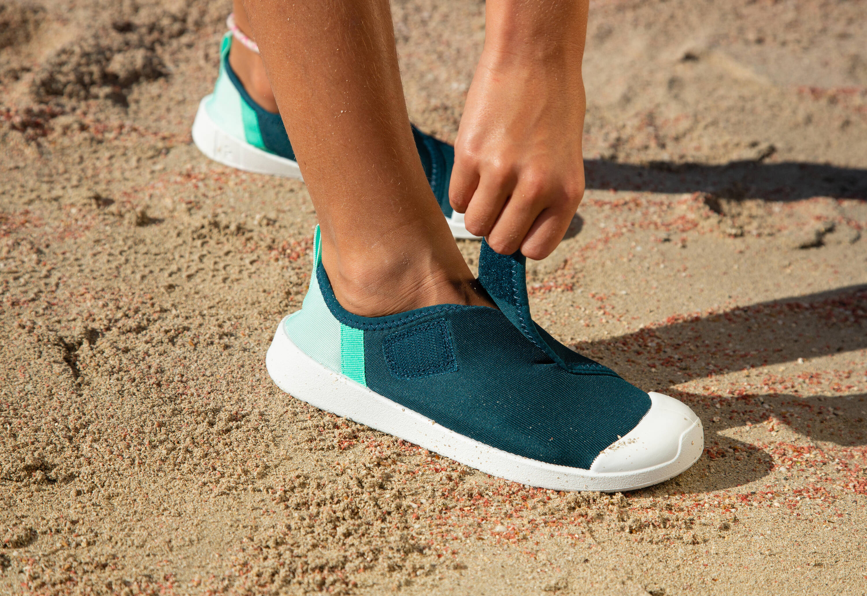 Kids’ water shoes with rip-tab, Aquashoes 120 lagoon -  2