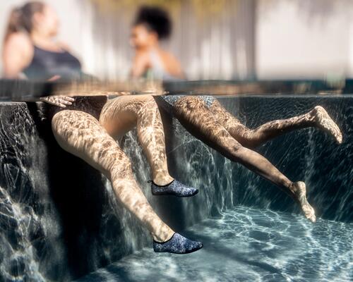 CUM SĂ ALEGI O PERECHE DE AQUASHOES