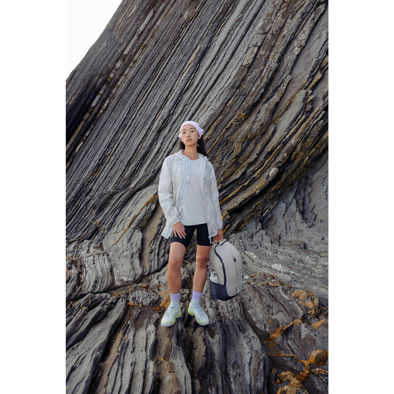 Camiseta de montaña y trekking manga corta Mujer Quechua MH500