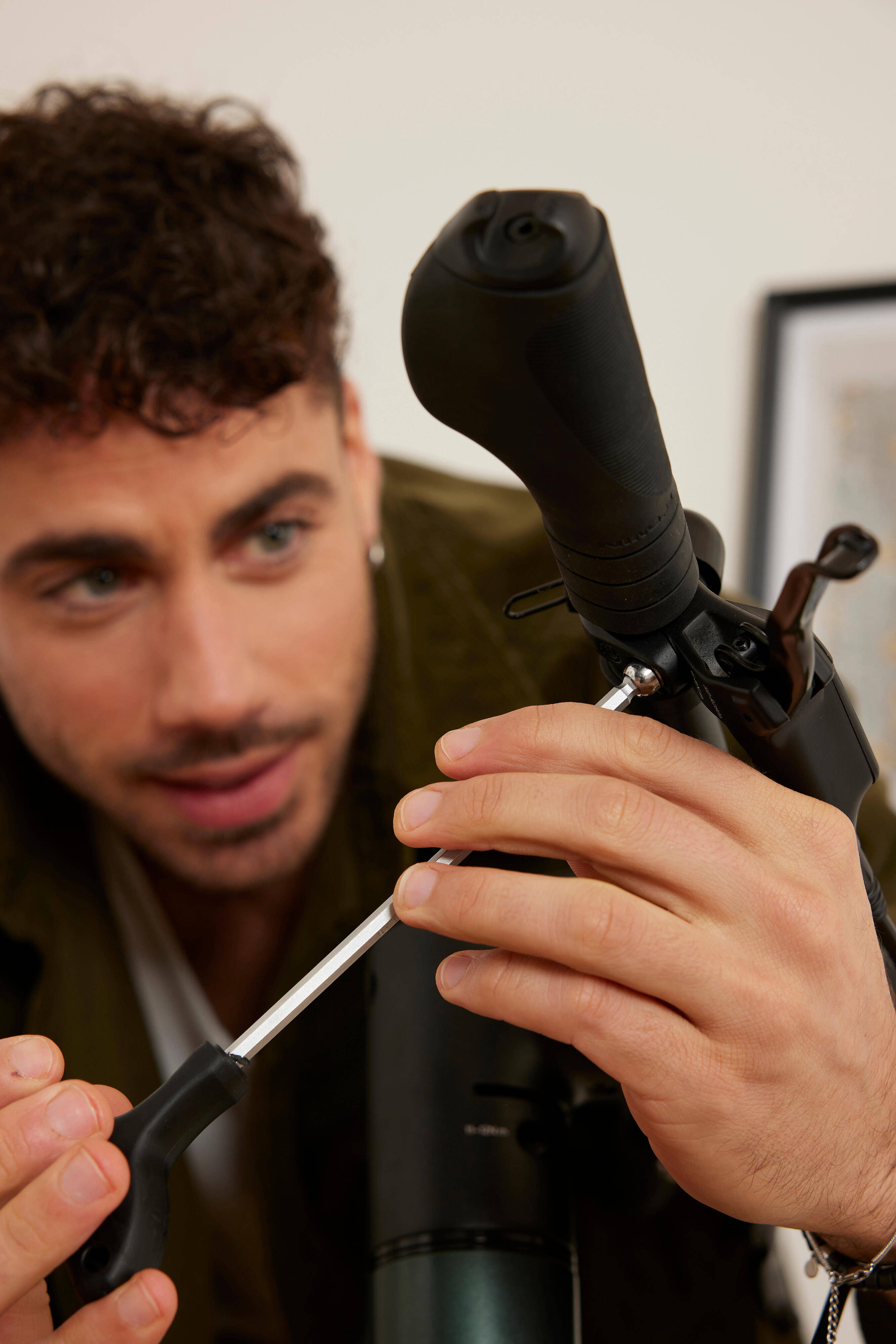 Set of 6 Allen Keys + 8 mm Adaptor -  2