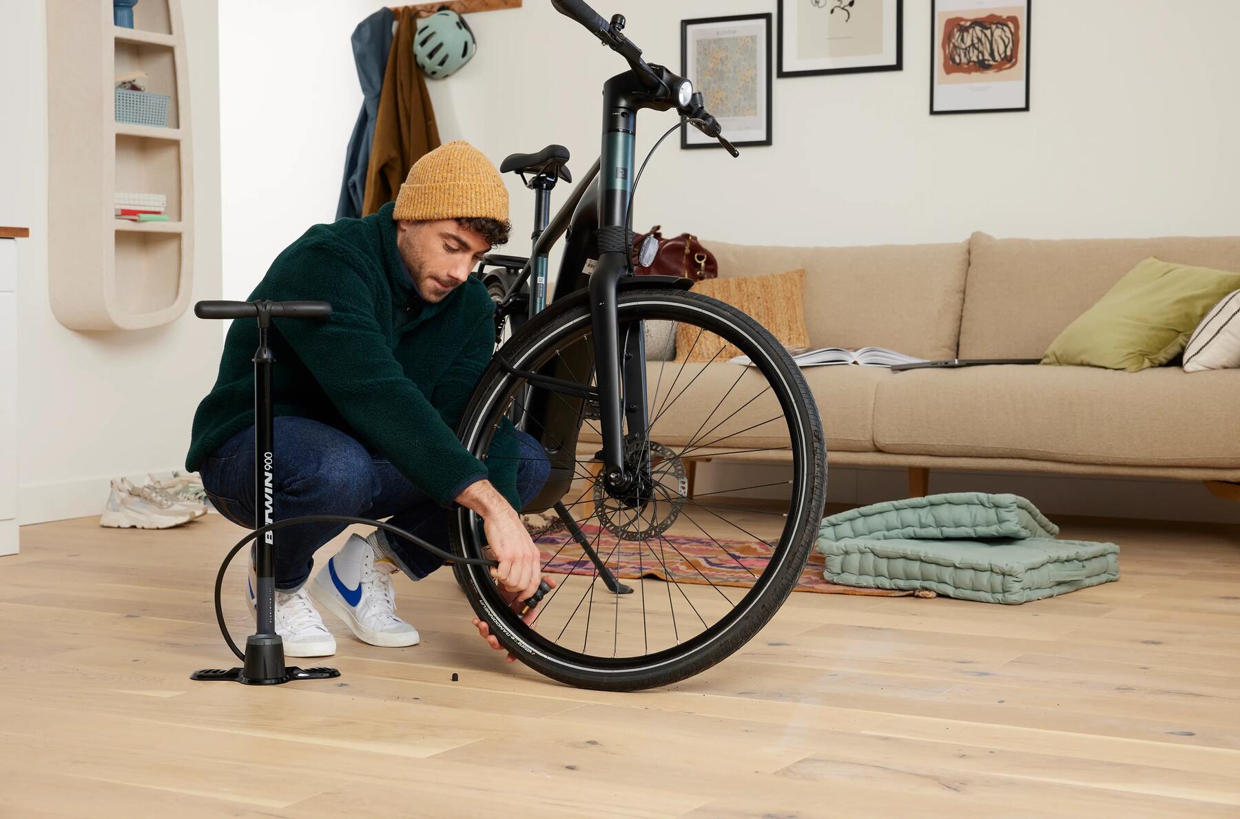 COMMENT RÉPARER UNE CHAMBRE À AIR VÉLO ? 