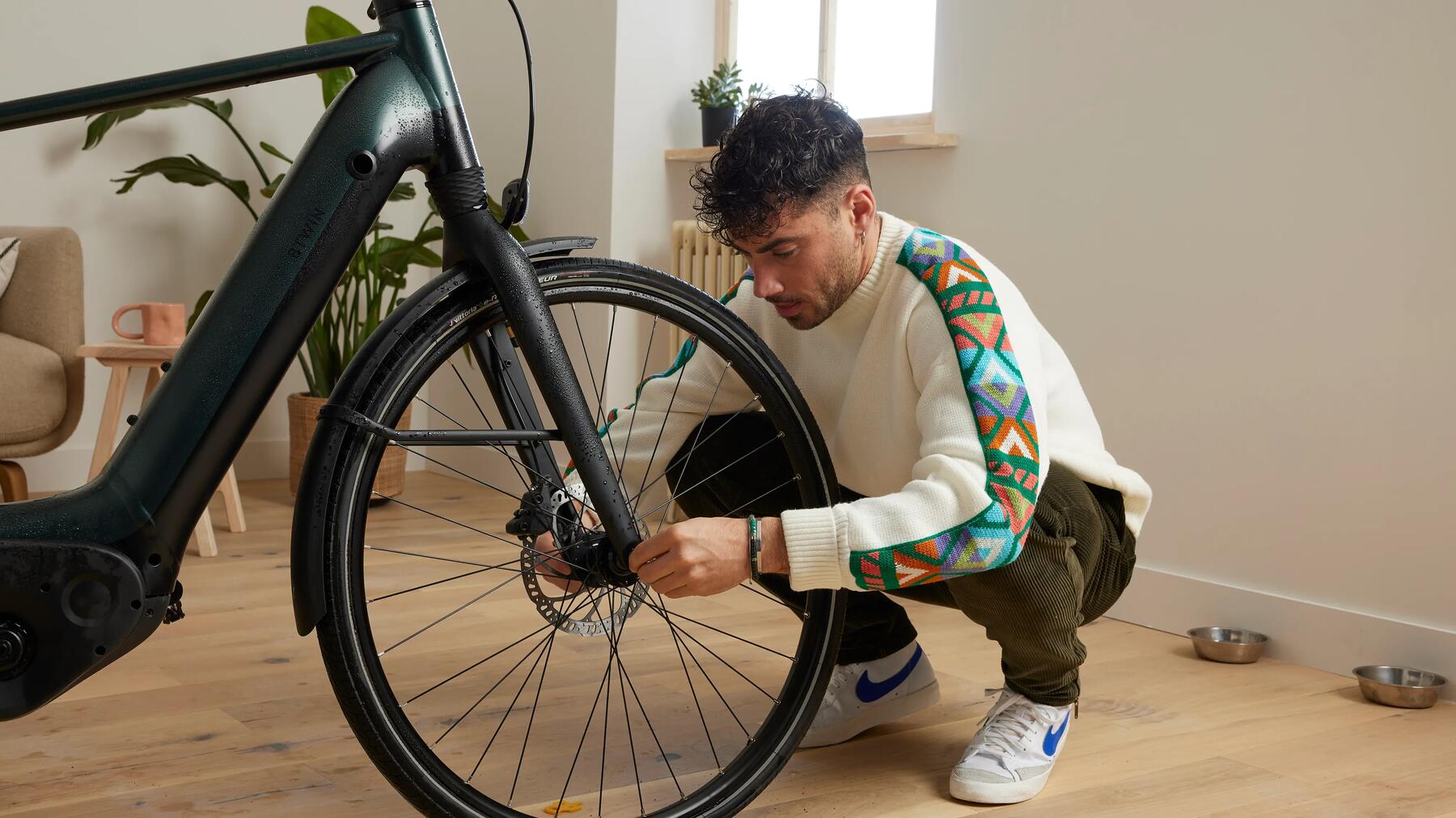 Erfahre hier, wie du dein Fahrrad Laufrad richtig zentrierst!