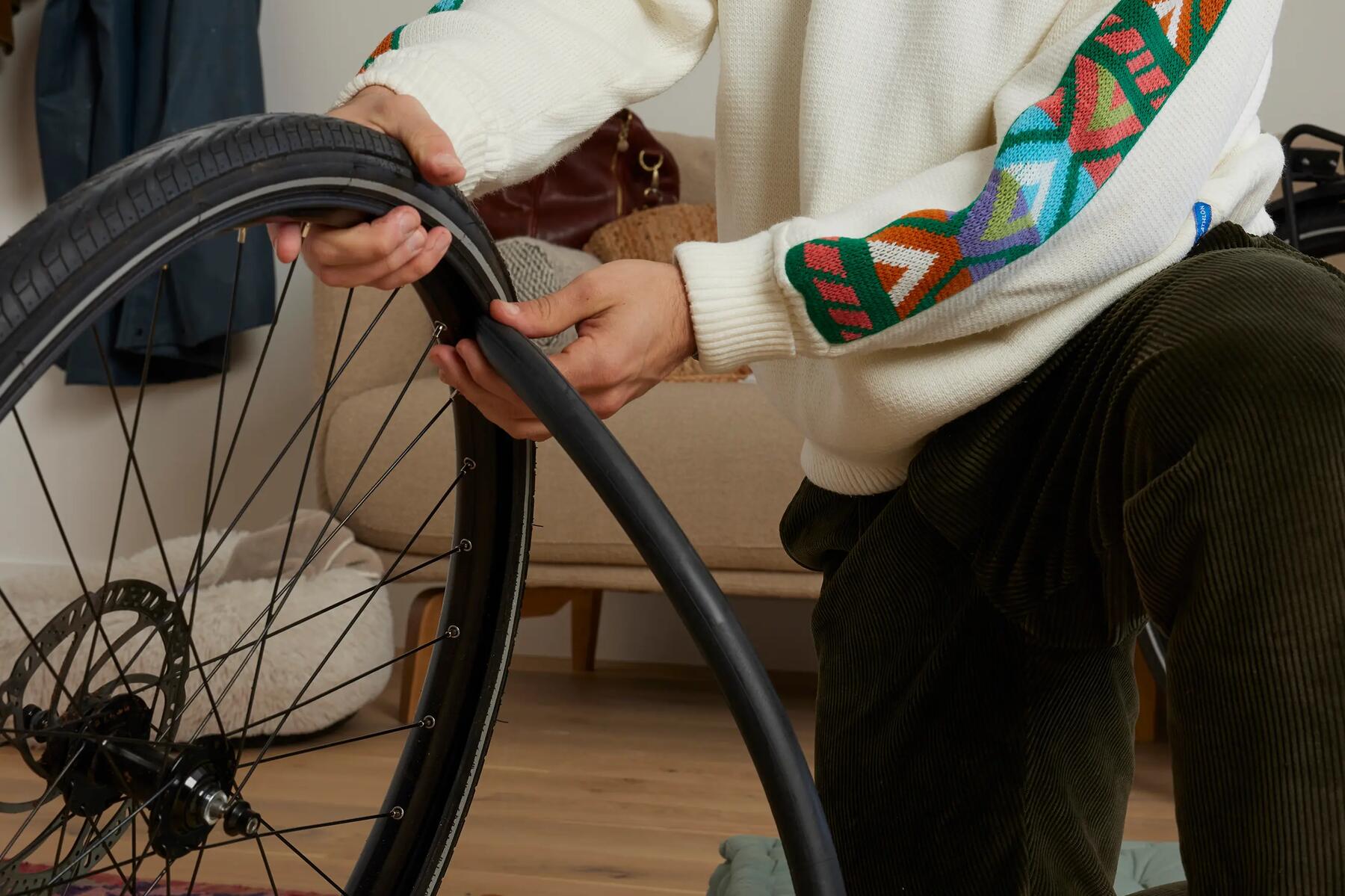 Comment réparer un pneu de vélo crevé