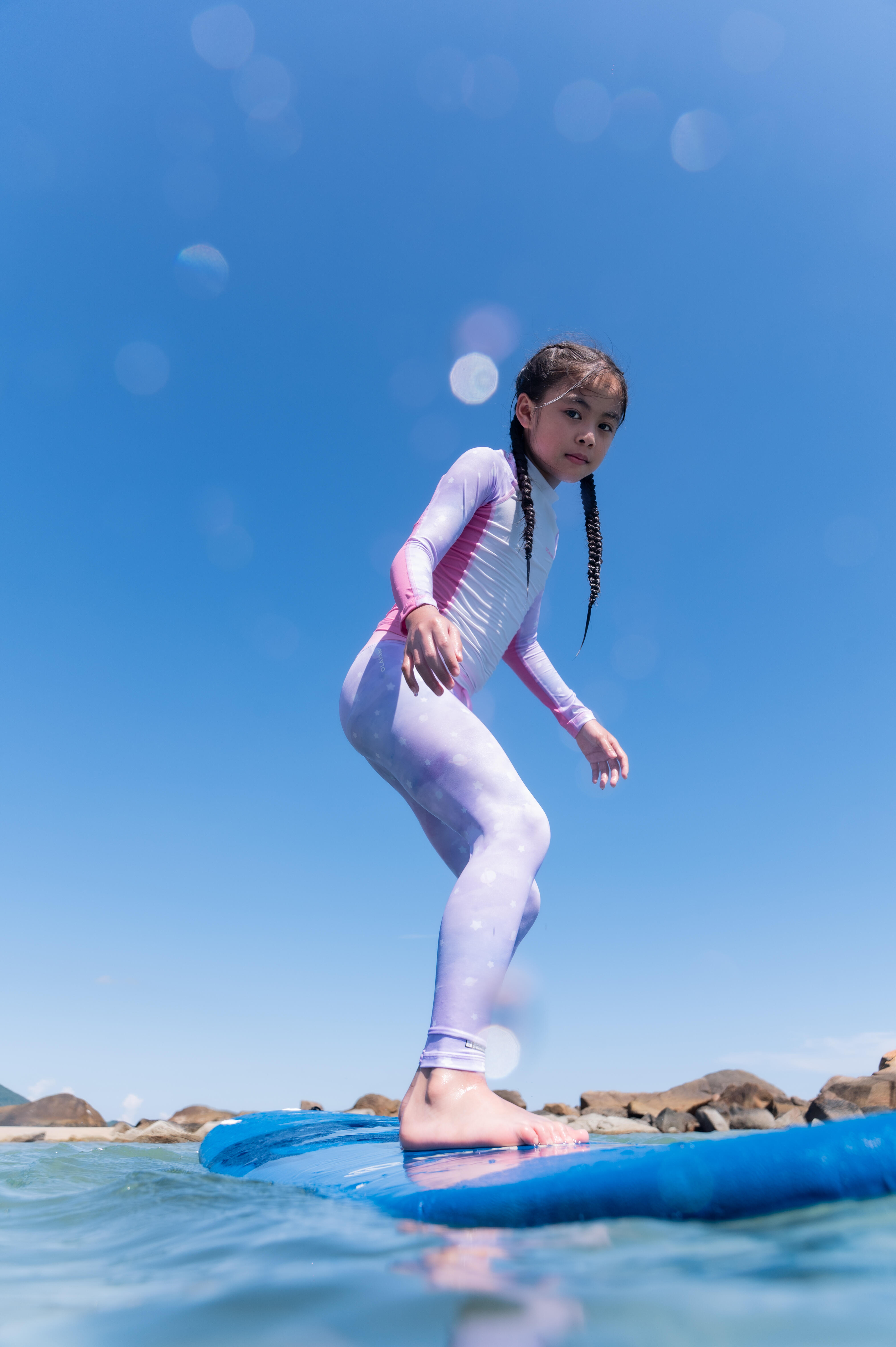 Girls' surfing UV-protection top 500L - star cloud Girls' surfing UV-protection top 500L - star cloud