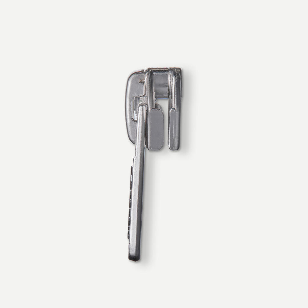 Repairable self-locking slider for 6 mm coil zip.