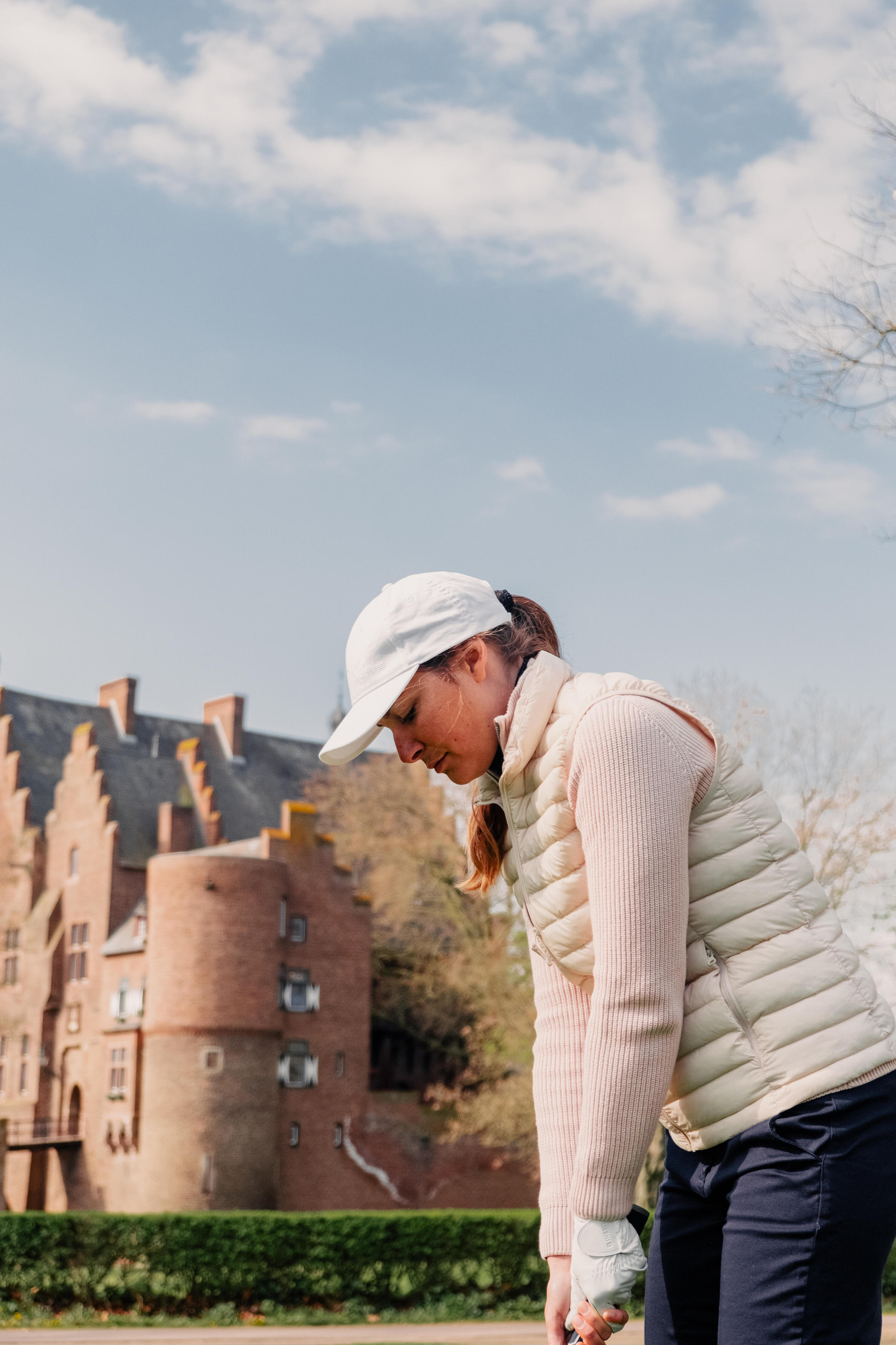 Dámská golfová prošívaná vesta MW500  7/10