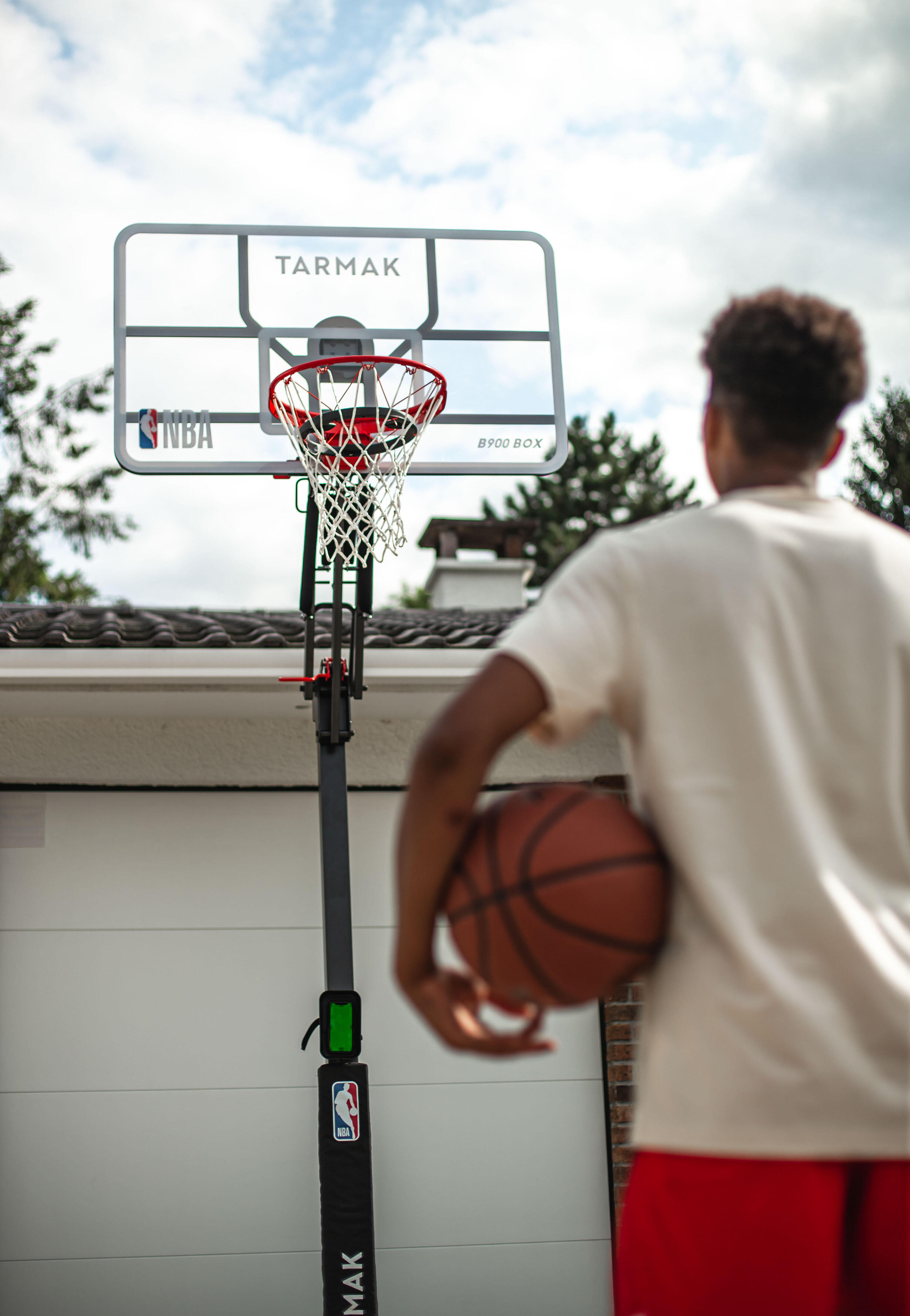 Arceau connecté de basketball avec mini-jeux - Decathlon Basketball Play 9/17