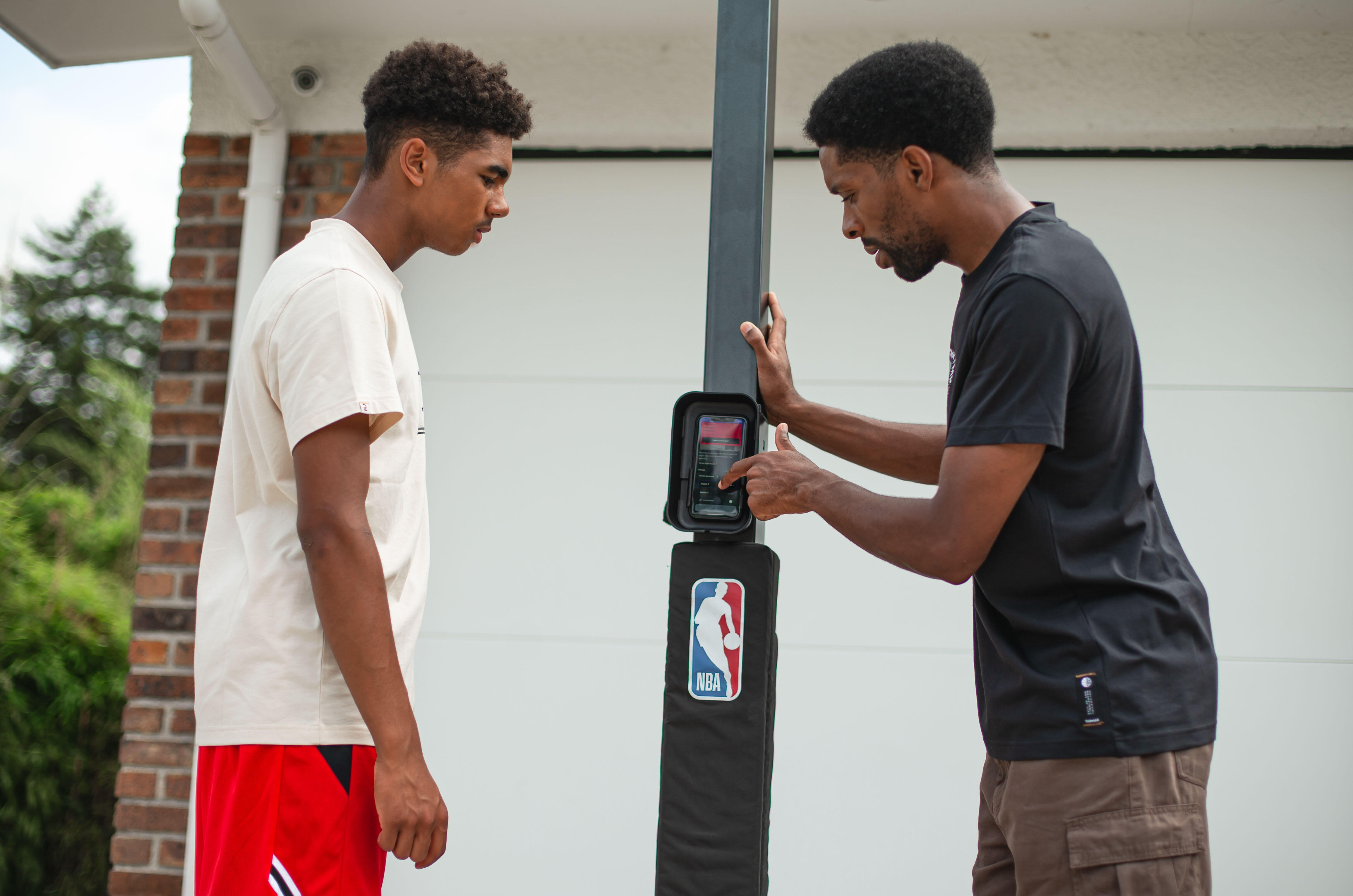 Smart Basketball Hoop with Mini-Games - Decathlon Basketball Play - TARMAK