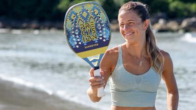 beach_tennis_rackets_background.jpg