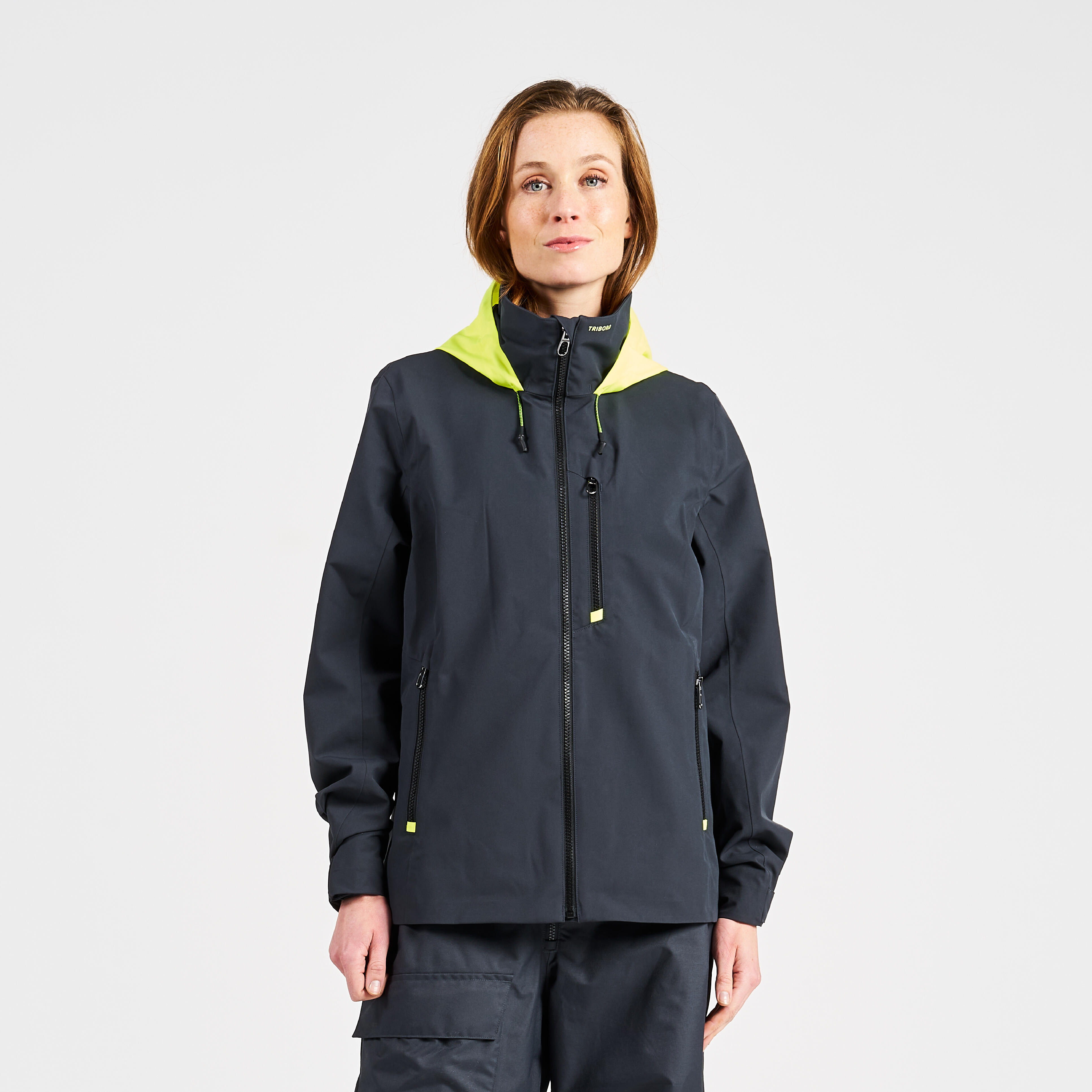 SAILING 300 Women's windproof waterproof jacket Dark grey Yellow hood