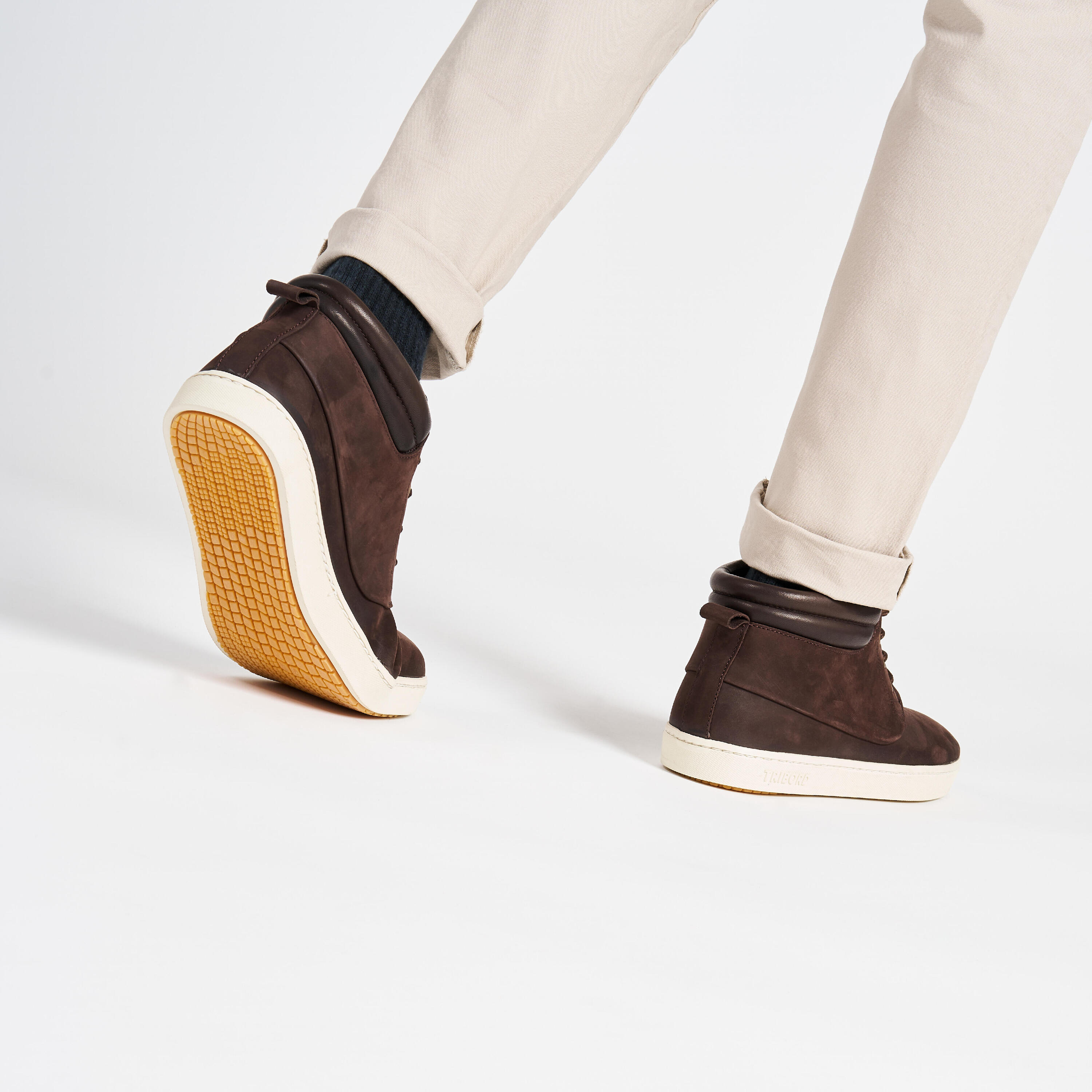 Chaussures bateau homme en cuir imperméable 500 marron foncé 4/10