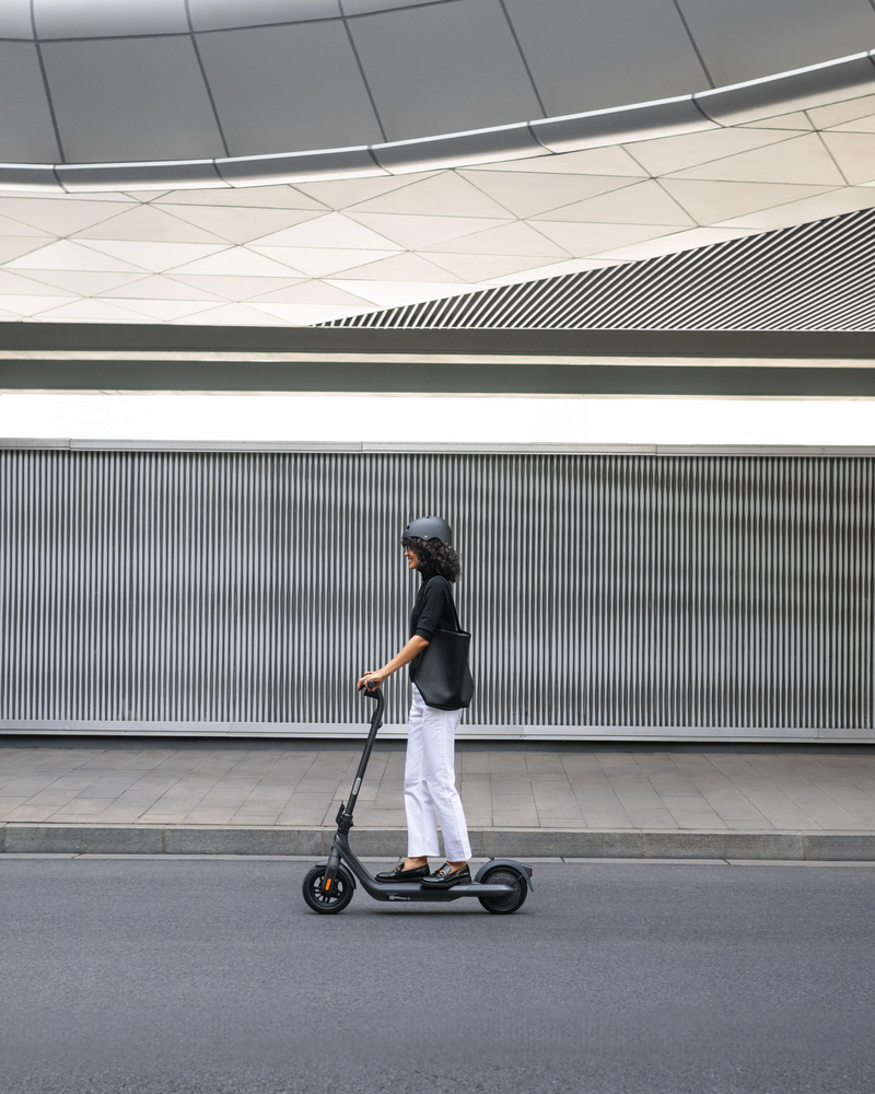 ¿Cómo reparar un patinete eléctrico o clásico?