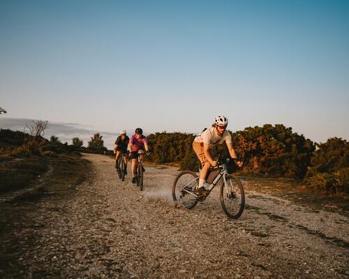 Guide et conseils pour bien débuter en vélo gravel
