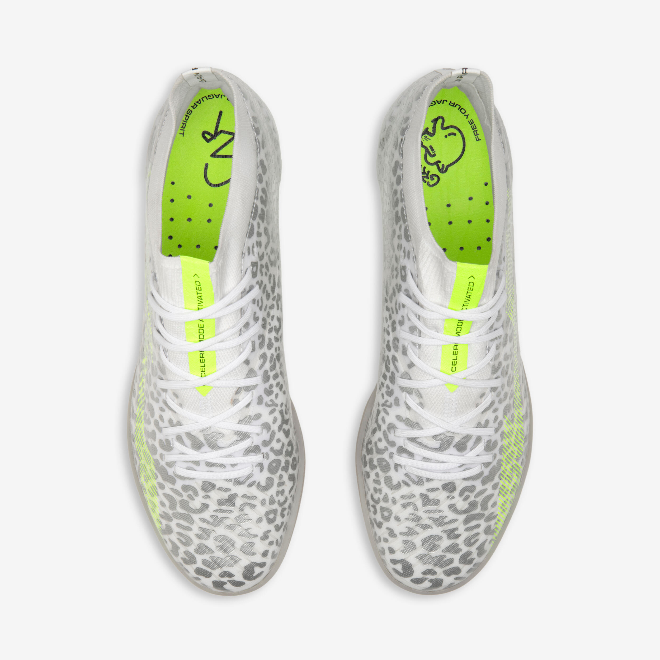 CHUTEIRAS DE FUTEBOL ADULTO PISO DURO CLR JAGUAR BOOST TURF TF 5/7