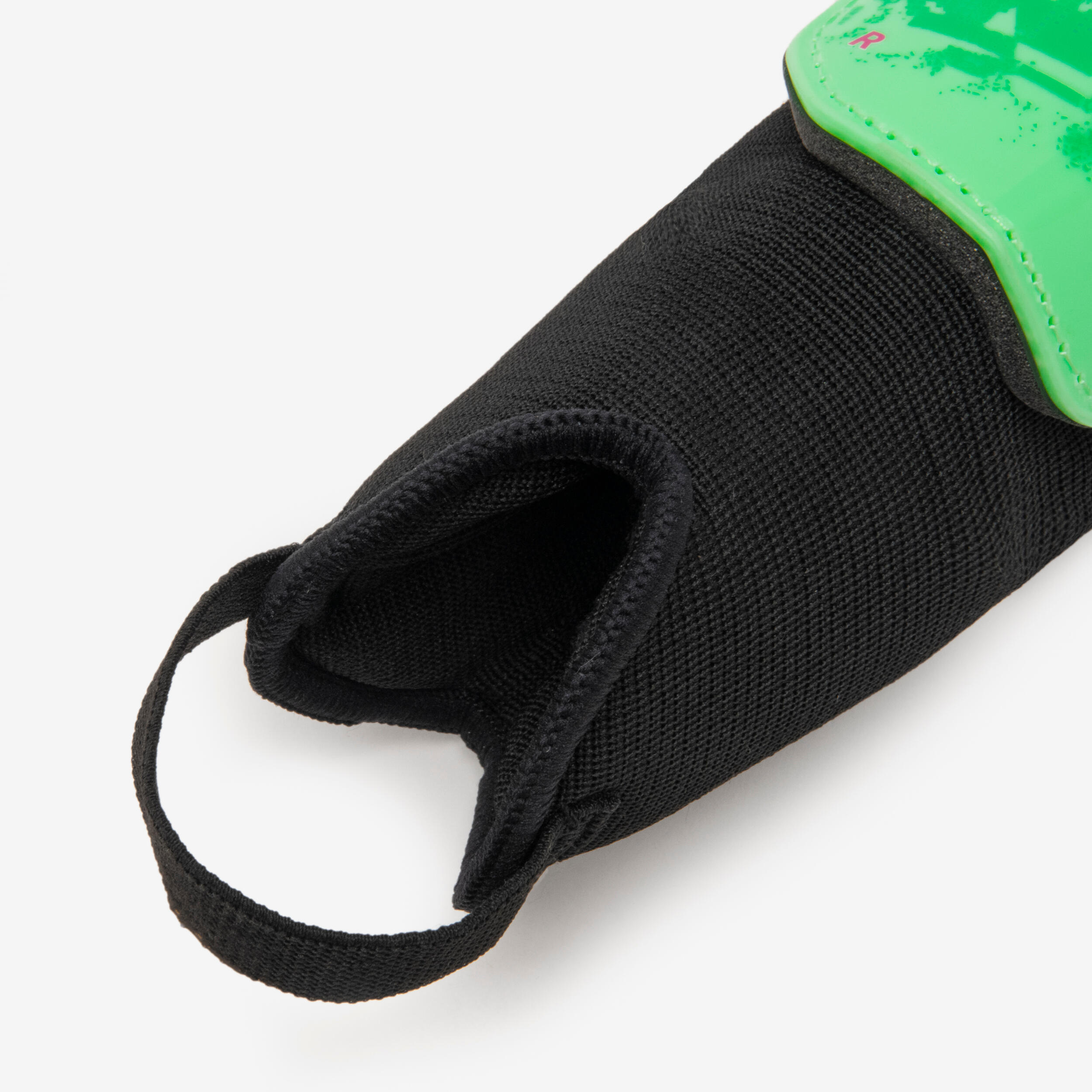 Canyellera de futbol nens ESSENTIAL 140 verd 4/11