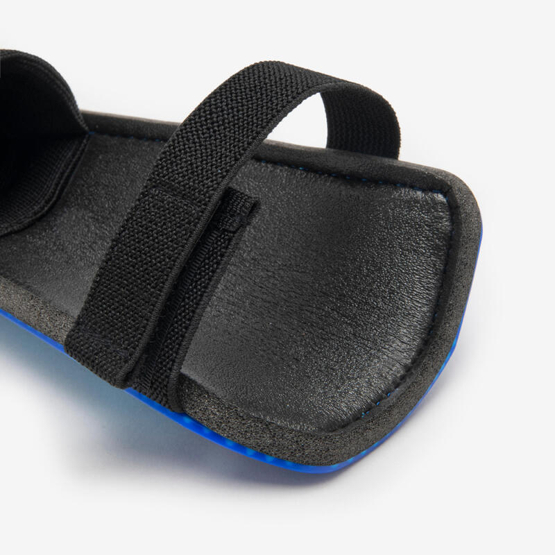 Caneleiras de Futebol Criança Essential 140 Azul