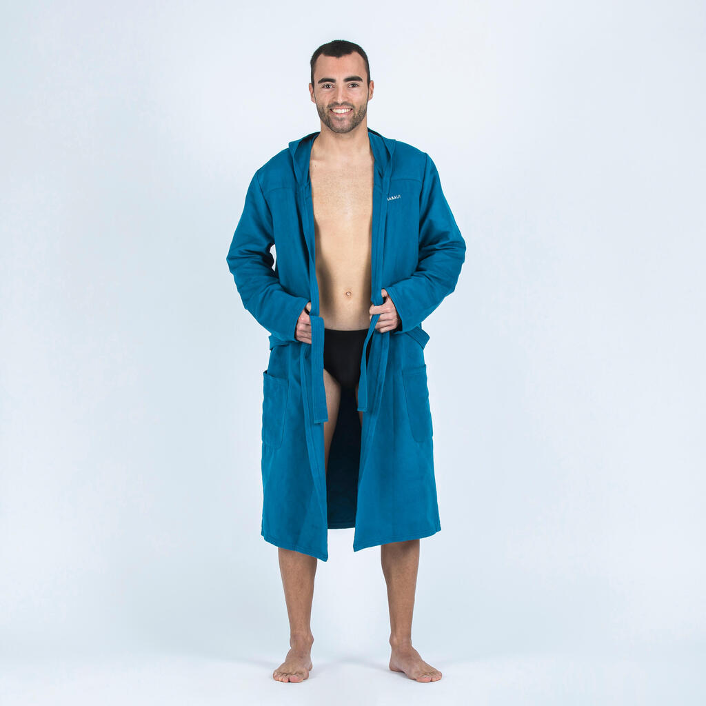 Men's compact microfibre pool bathrobe with hood dark blue