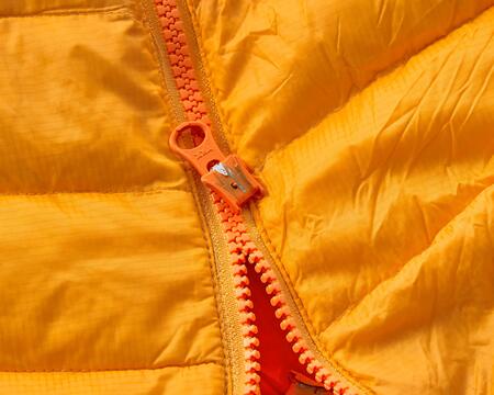 Bien entretenir et réparer votre veste de ski enfant