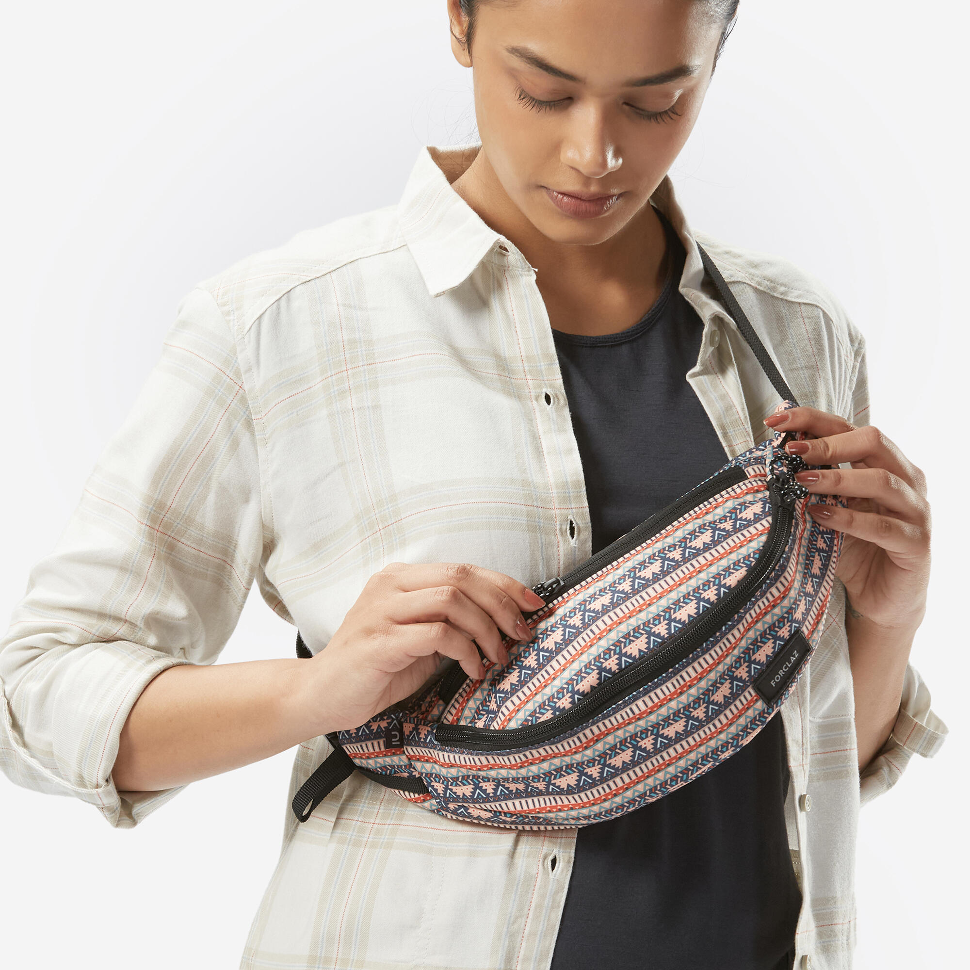 Travel Waist Bag, Multiple Compartment, 2L Capacity - Black