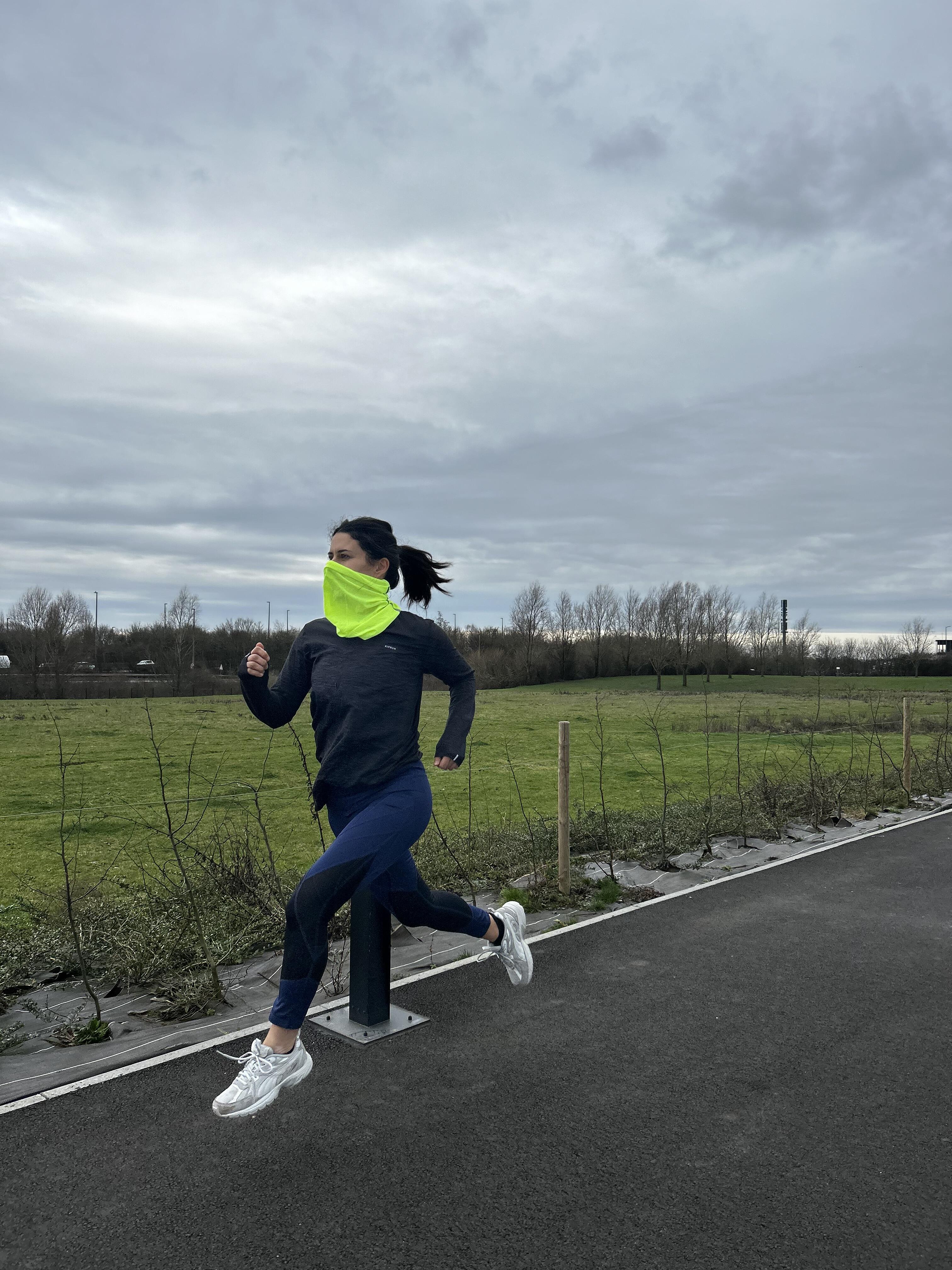 Image showcasing Multipurpose Running Headband - Kiprun - Decathlon
