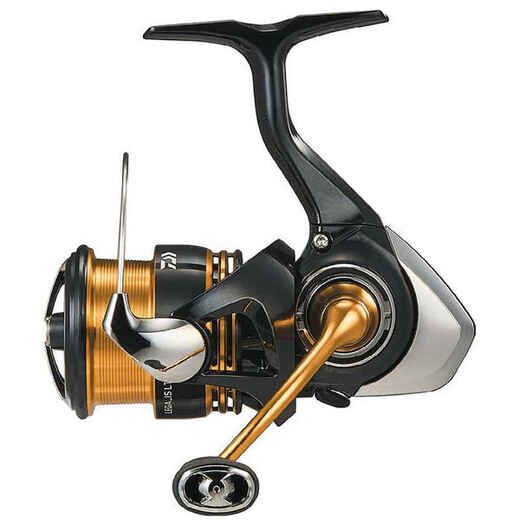 
      Angelrolle Daiwa Legalis LT 3000 CXH 
  