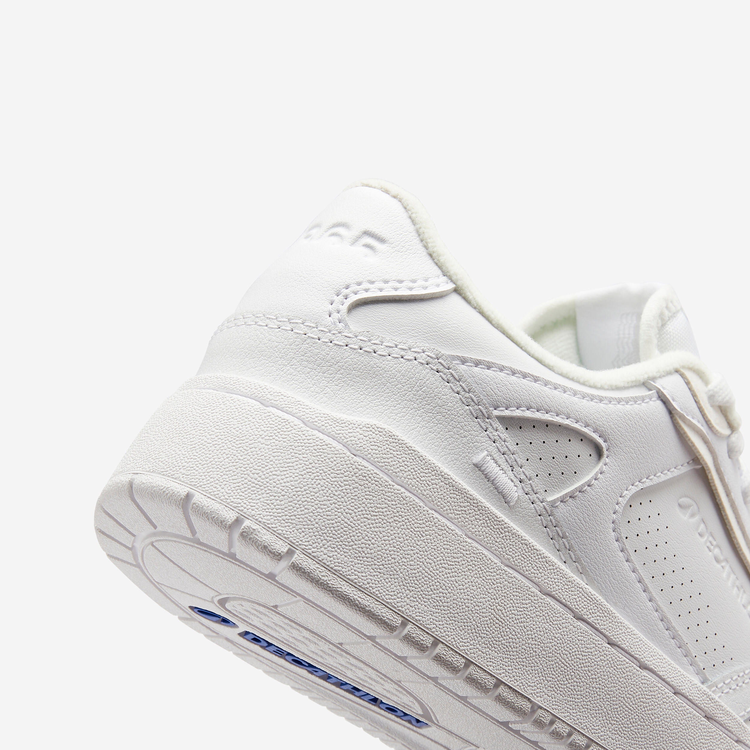 Decathlon basket blanche femme hotsell
