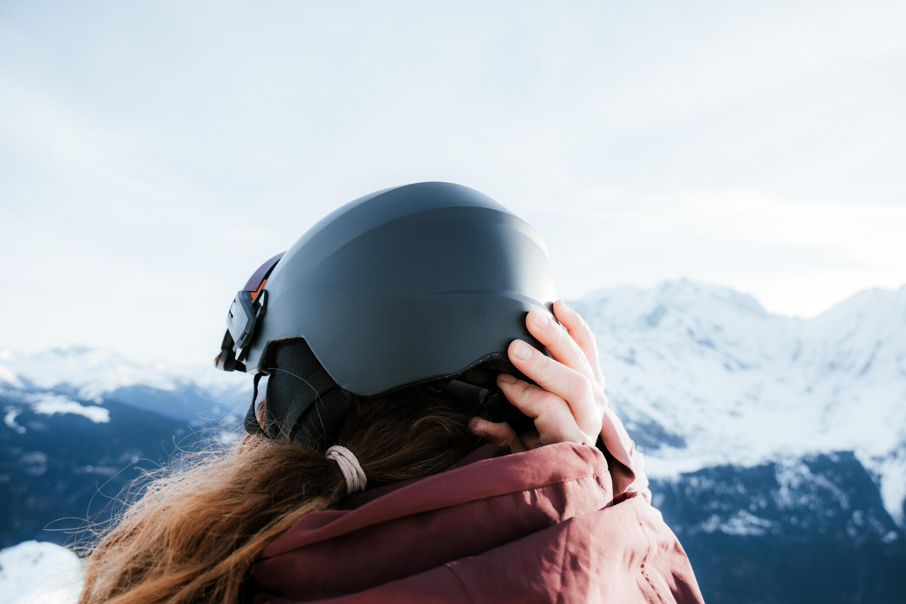 CUM SĂ ÎȚI ALEGI CASCA DE SNOWBOARD