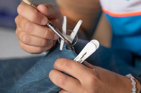 Bien entretenir et réparer votre veste de ski enfant