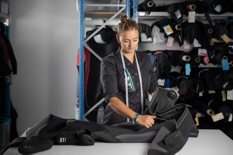 CHANGEMENT ZIP METAL ETANCHE SUR COMBINAISON DE PLONGÉE ÉTANCHE
