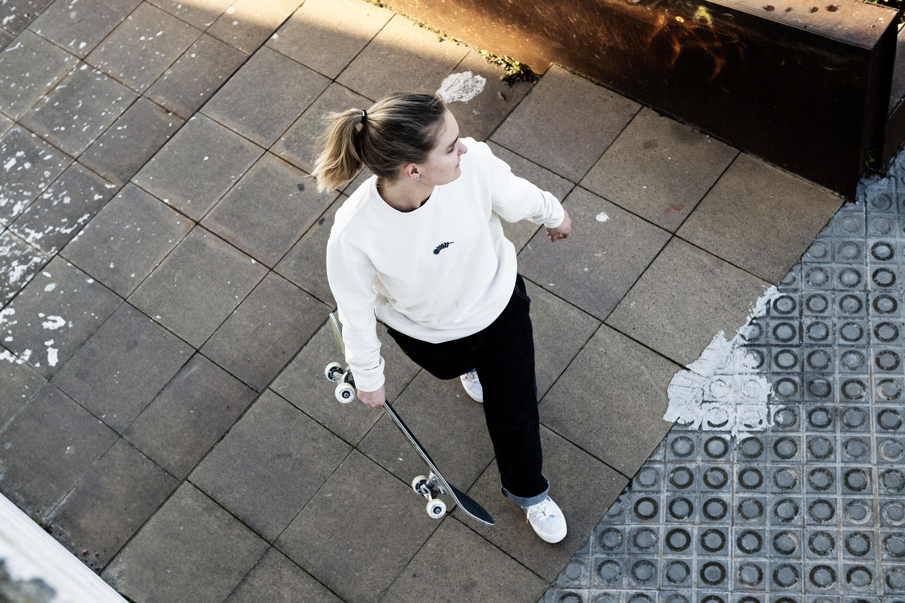 Bluza skaterska z kolekcji Roos Zwetsloot, beżowa, niebarwiona 12/16