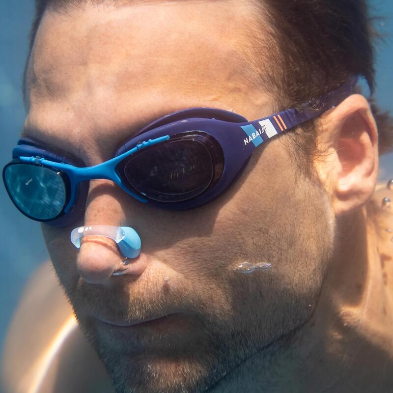 Drijvende neusknijper voor zwemsport grijs blauw